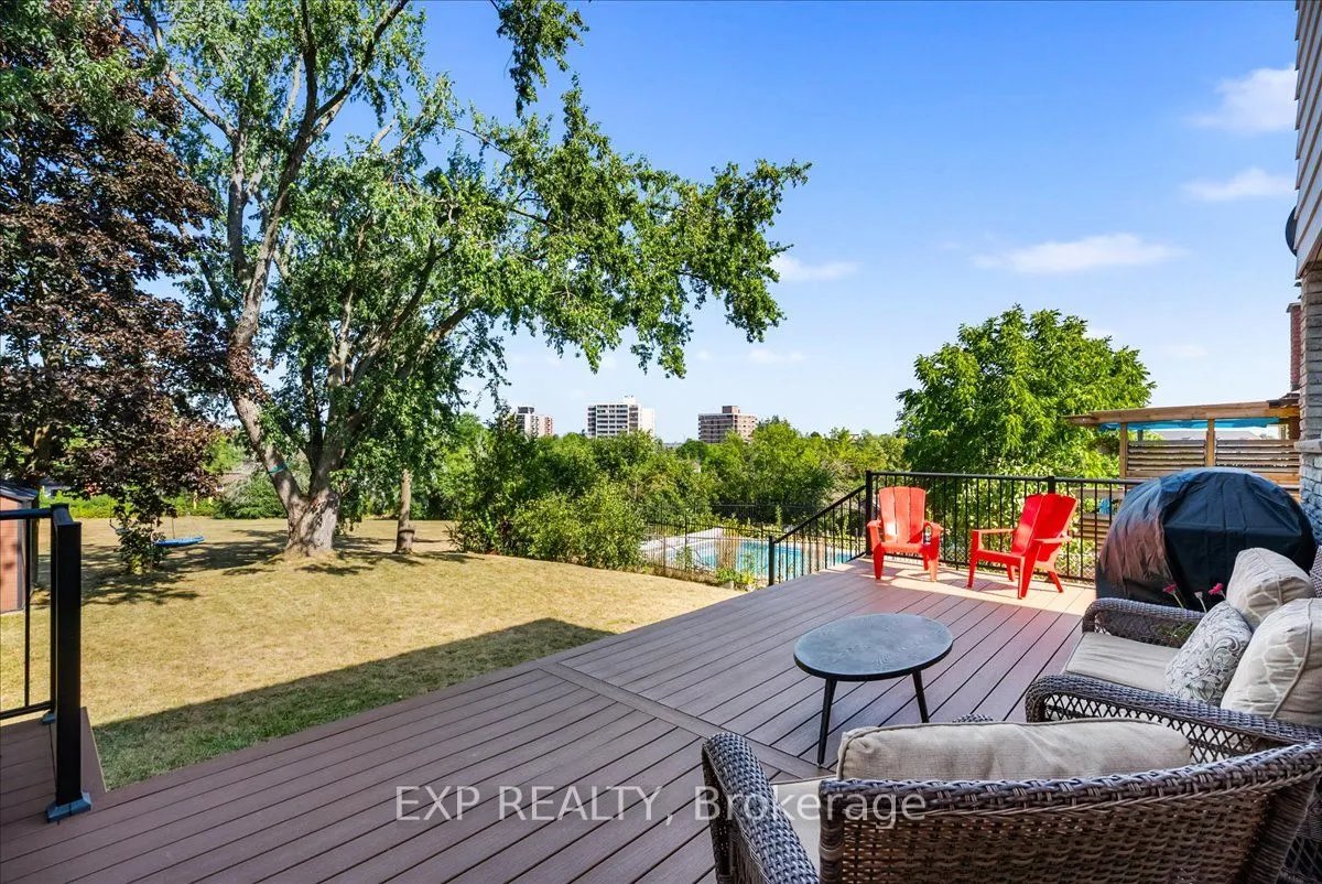 958 Golfview Road