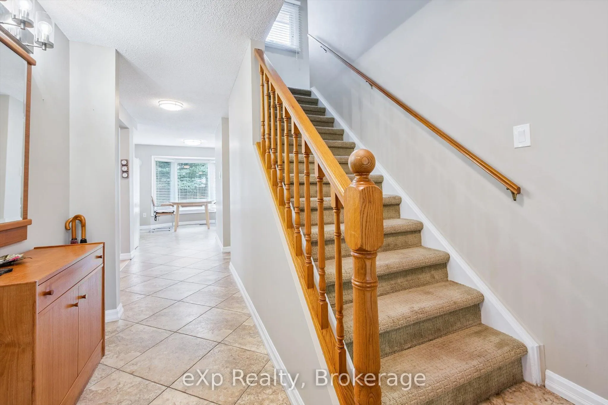 8 Aspen Valley Crescent