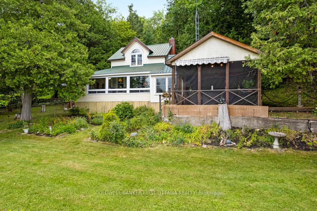 4712 Briton Houghton Bay Road