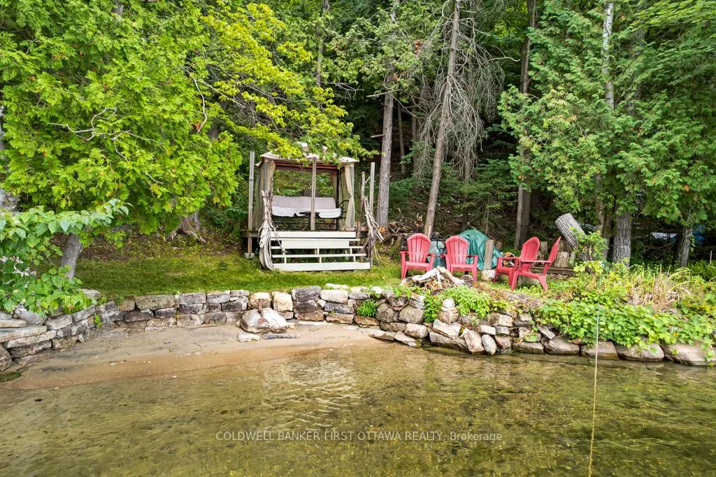 4712 Briton Houghton Bay Road