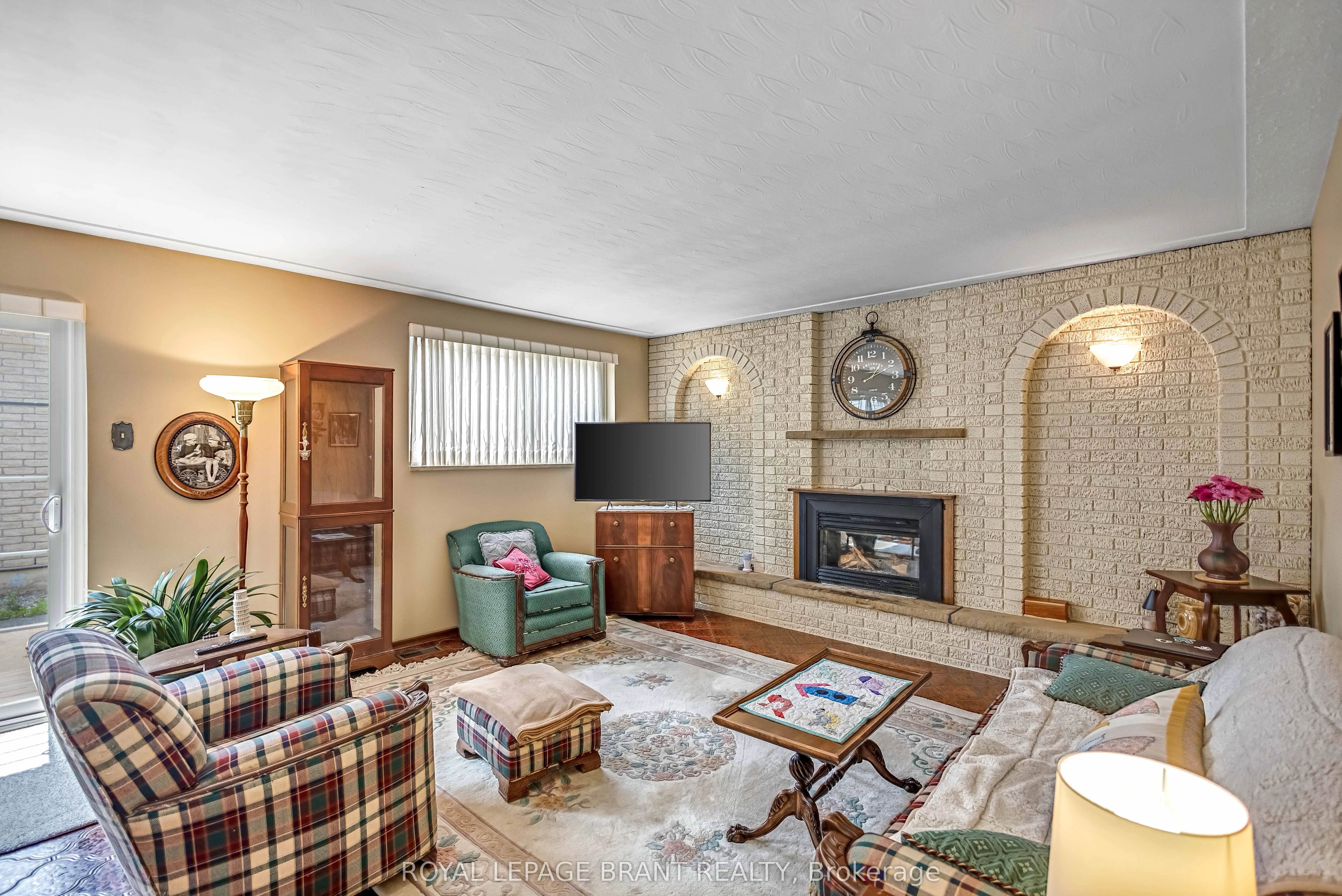 32 Thornton Drive