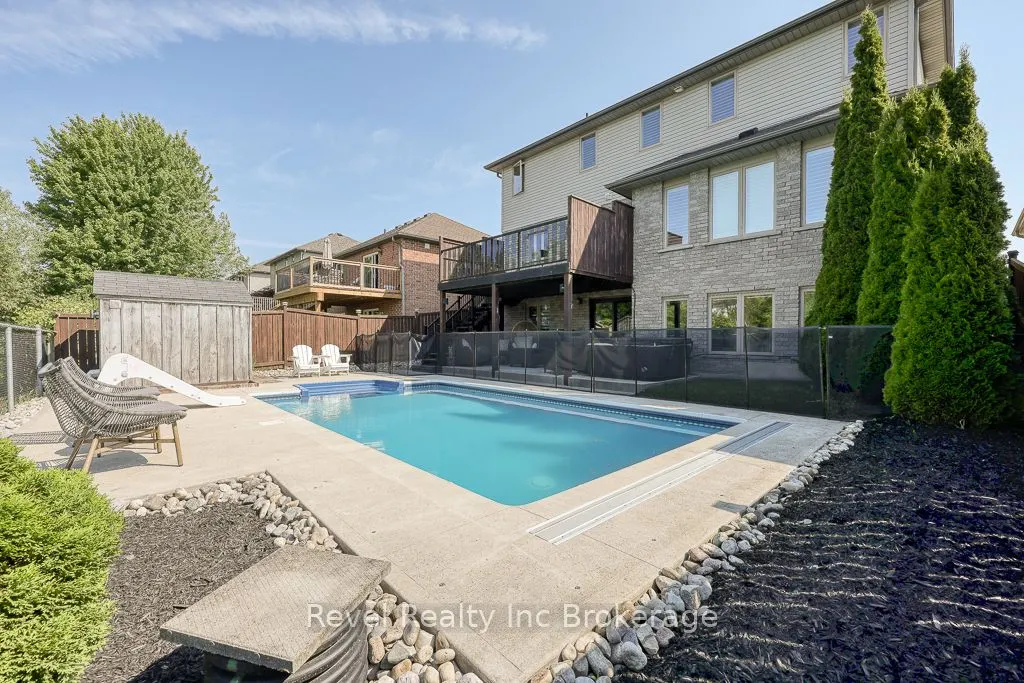 174 Kingfisher Avenue