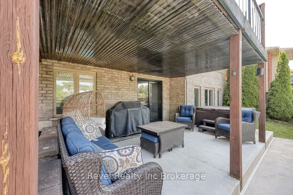 174 Kingfisher Avenue