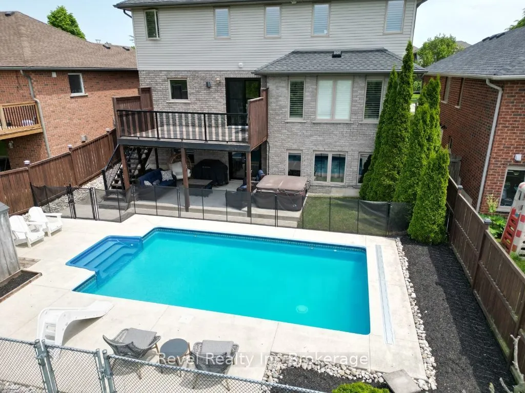 174 Kingfisher Avenue