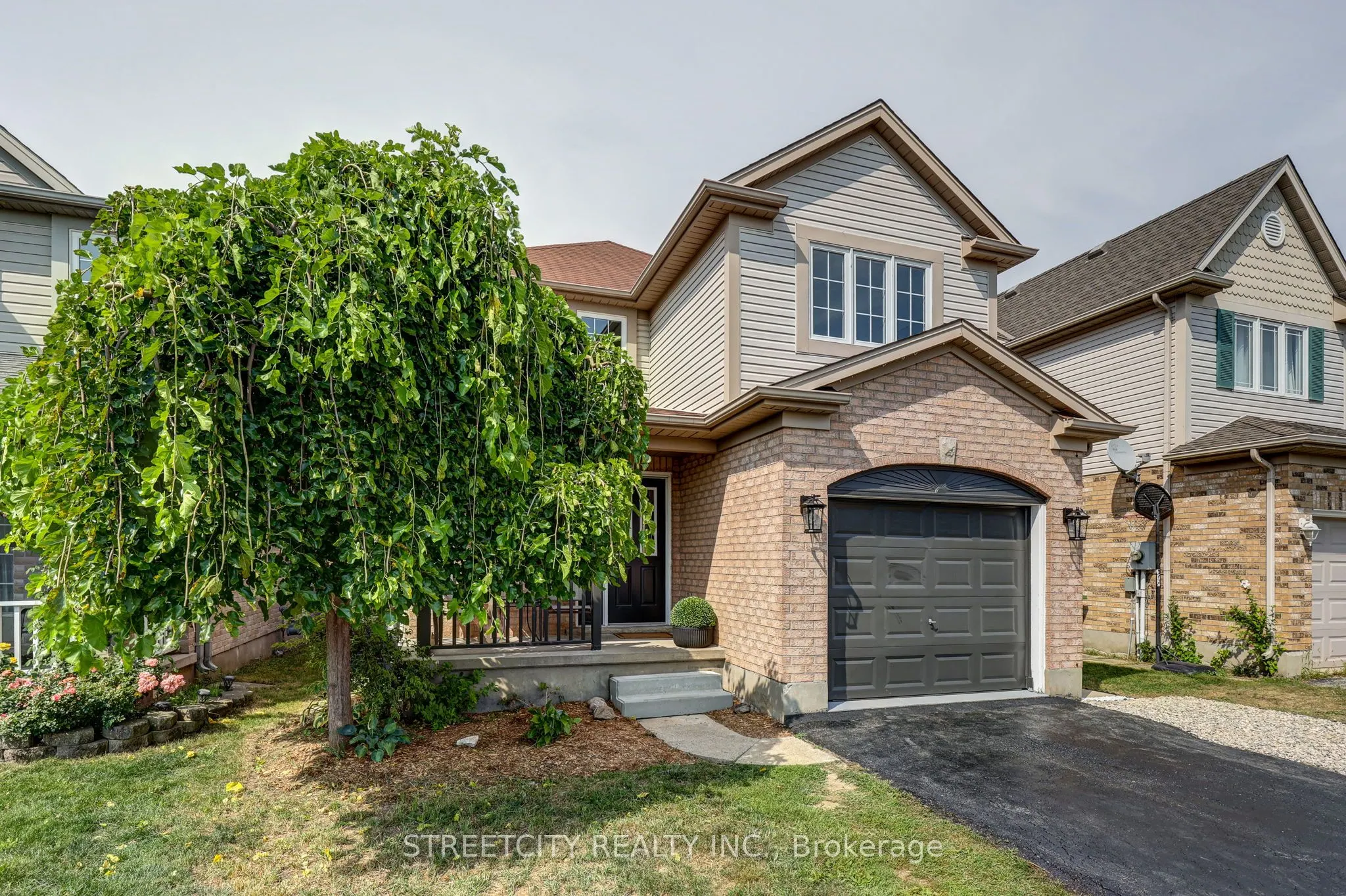 25 Axford Parkway