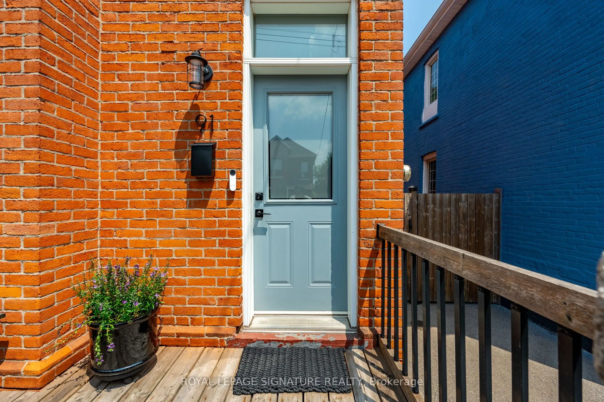 91 Francis Street