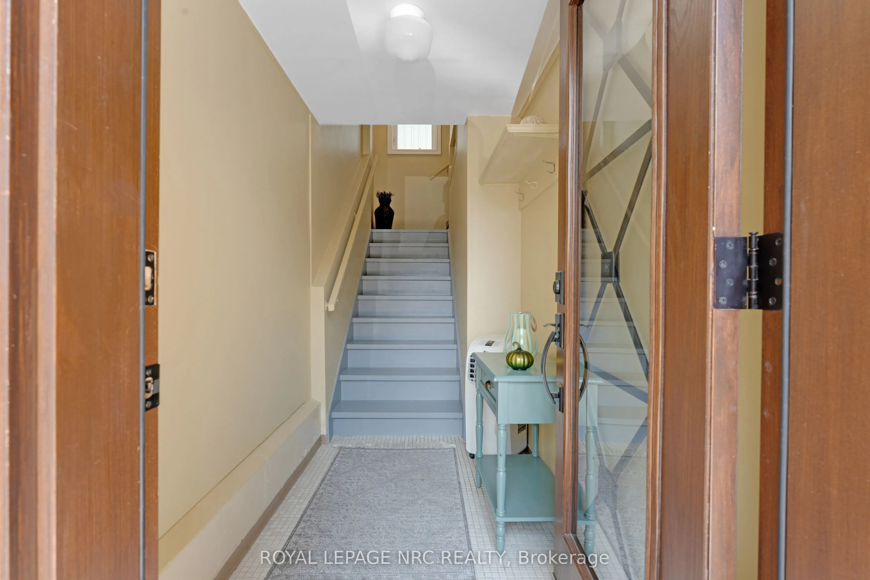 2435 Dorchester Road