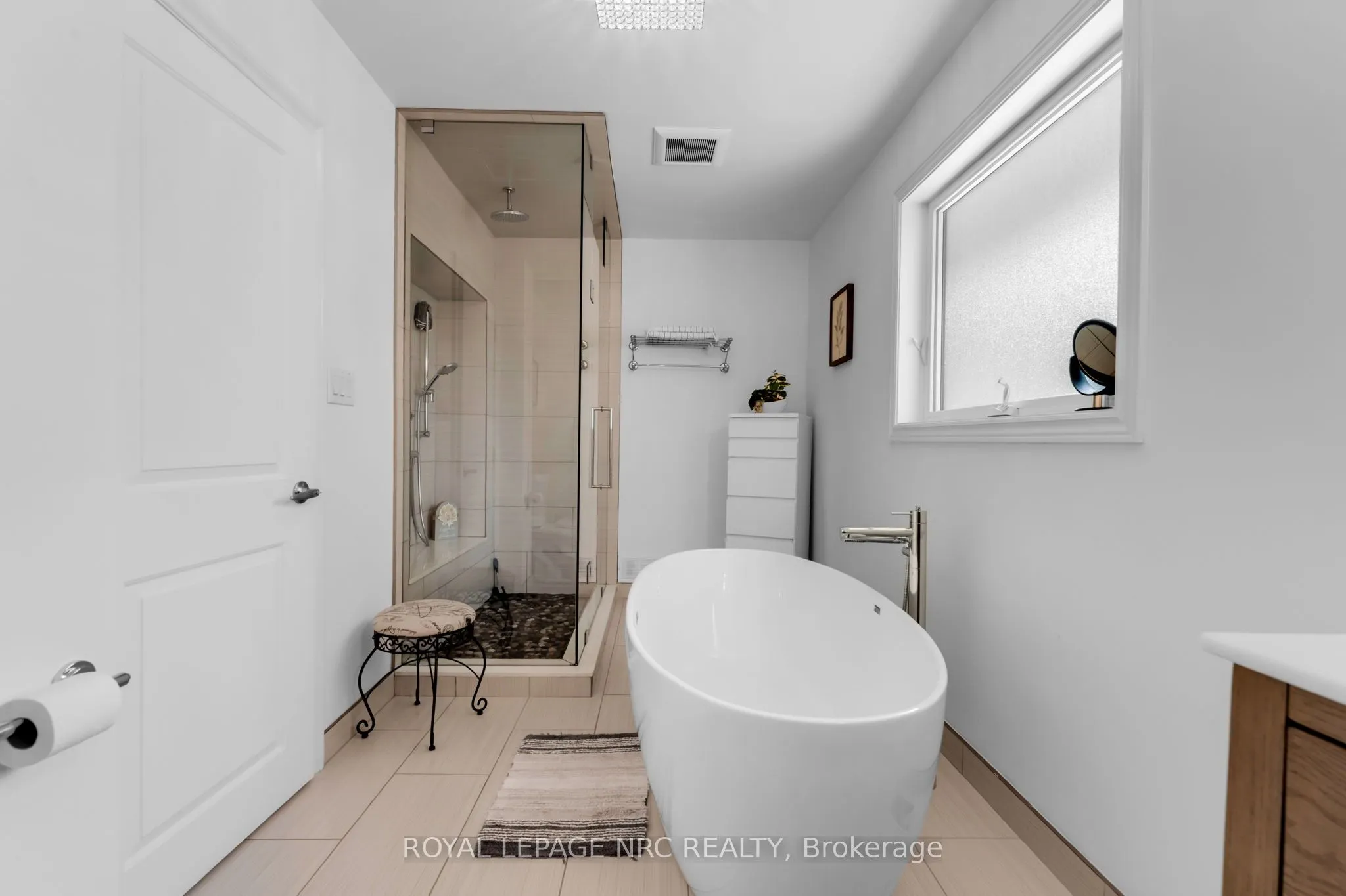 2435 Dorchester Road