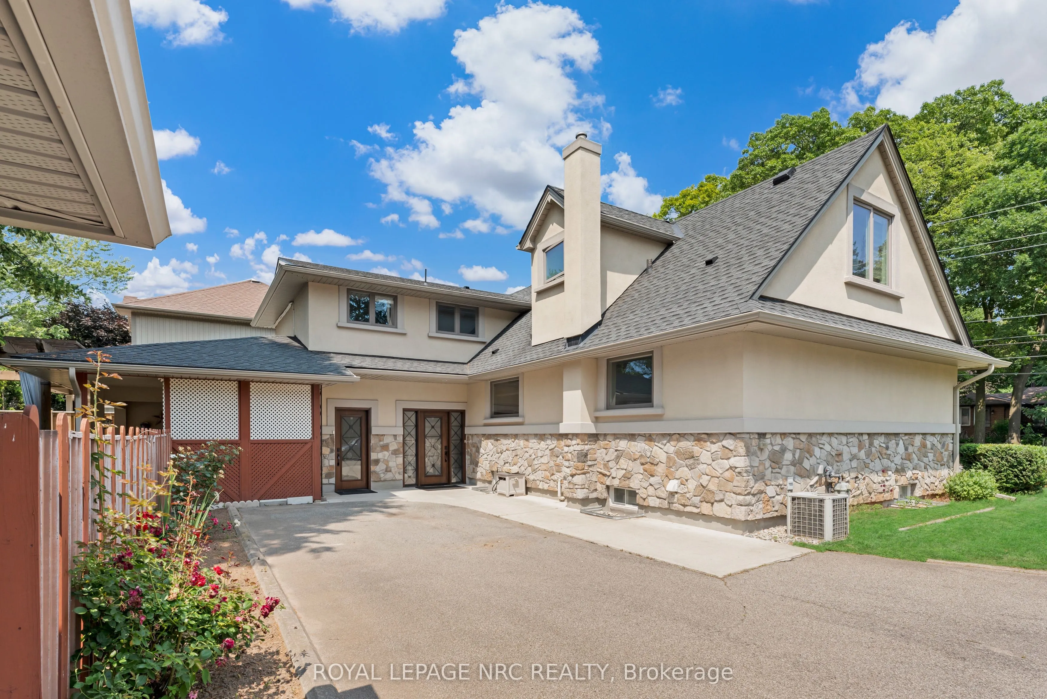 2435 Dorchester Road