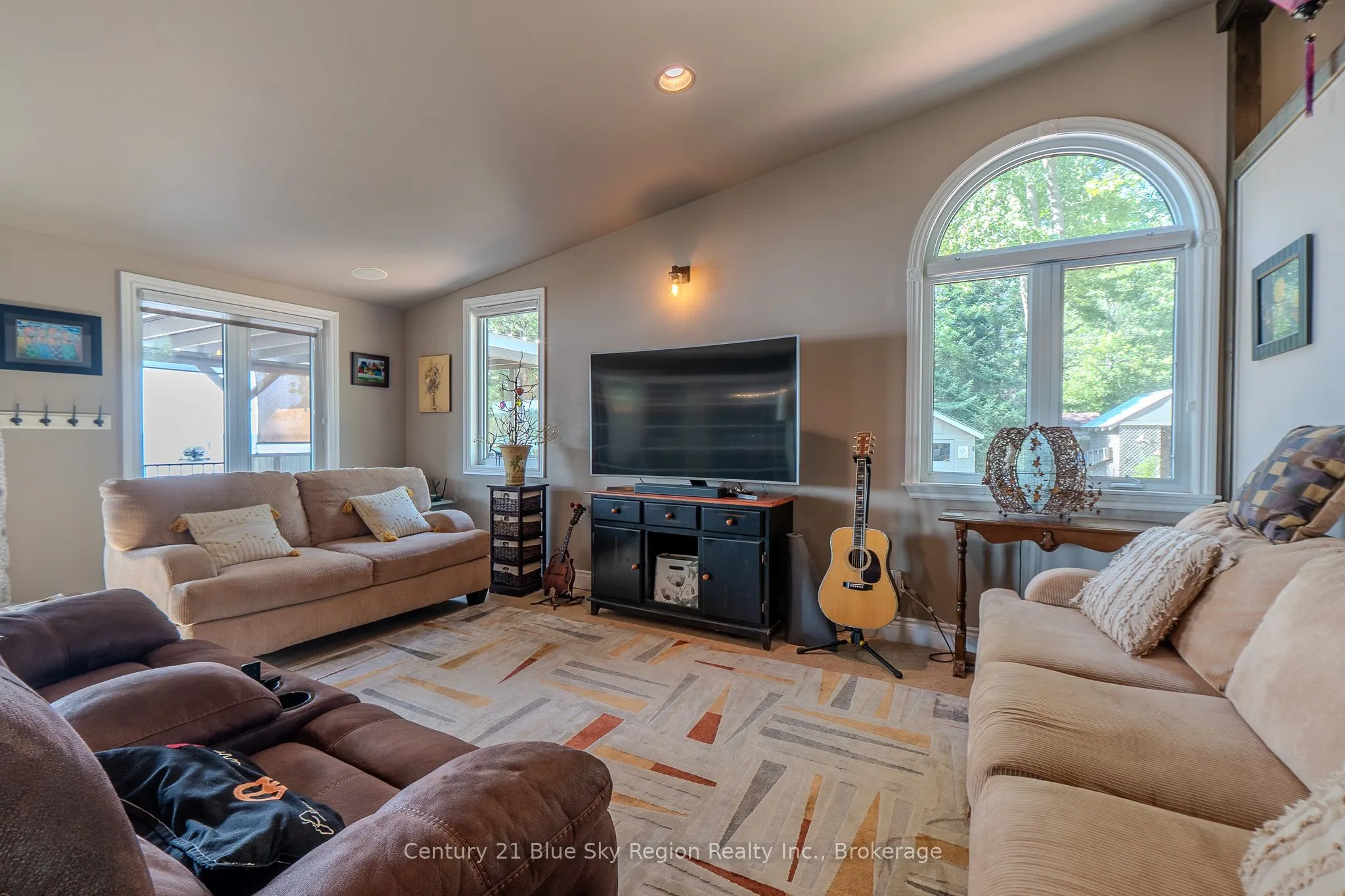 63 Westview Drive