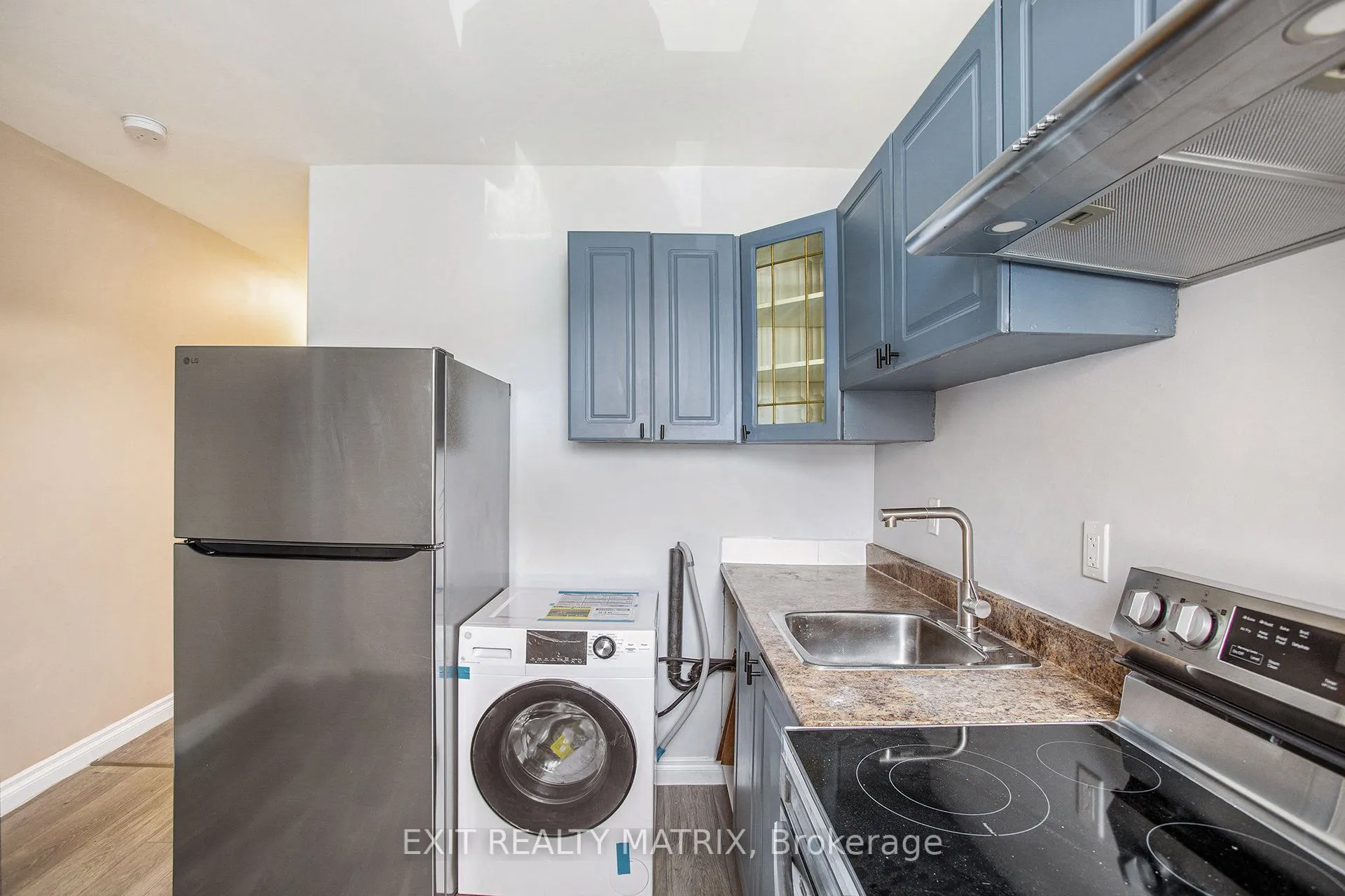 258 Park Street, #2