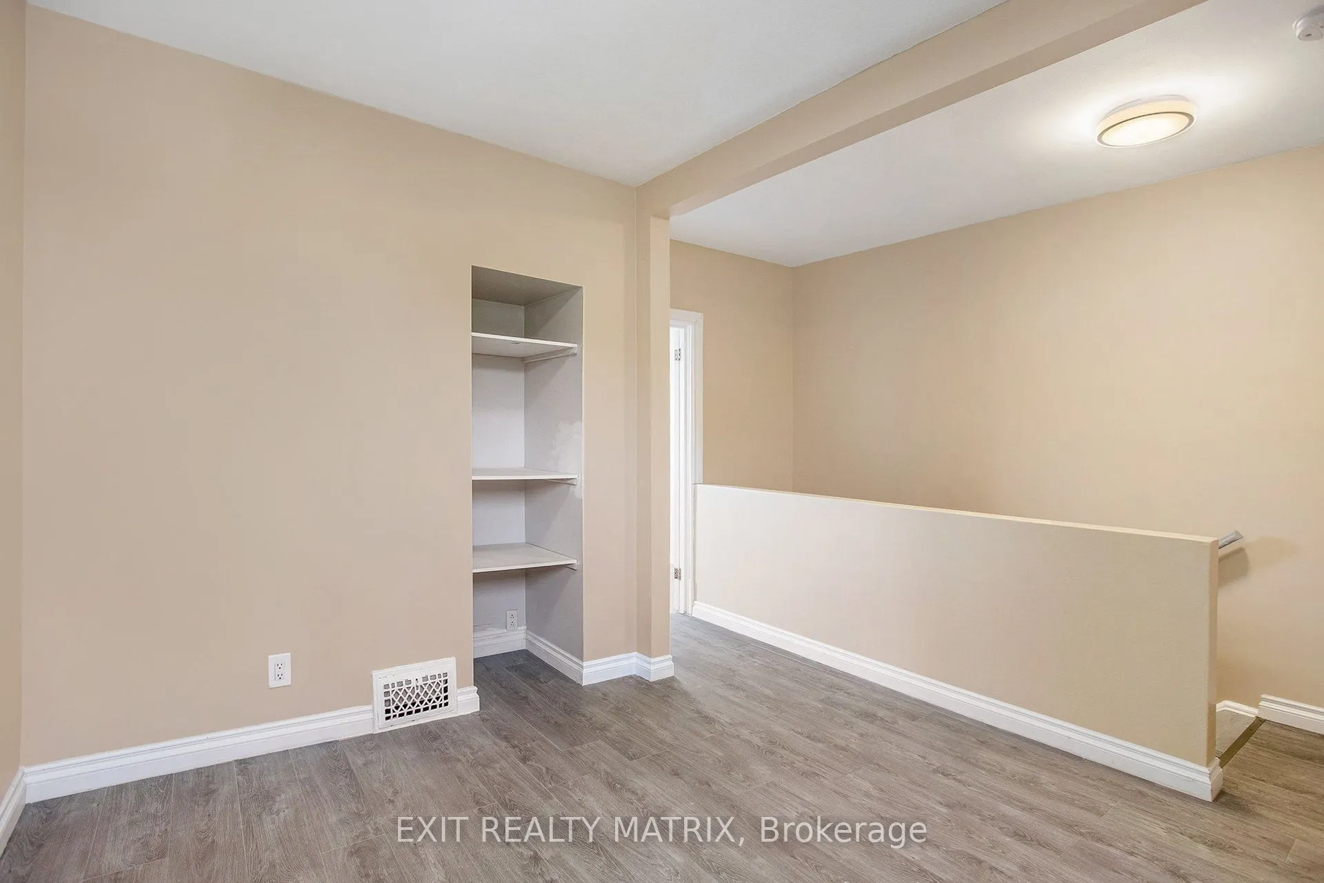 256 Park Street, #2