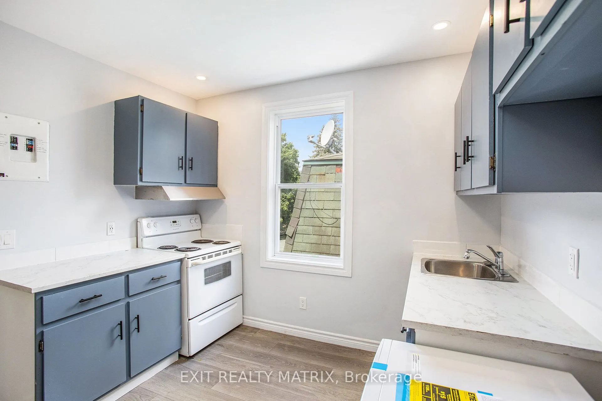 256 Park Street, #2