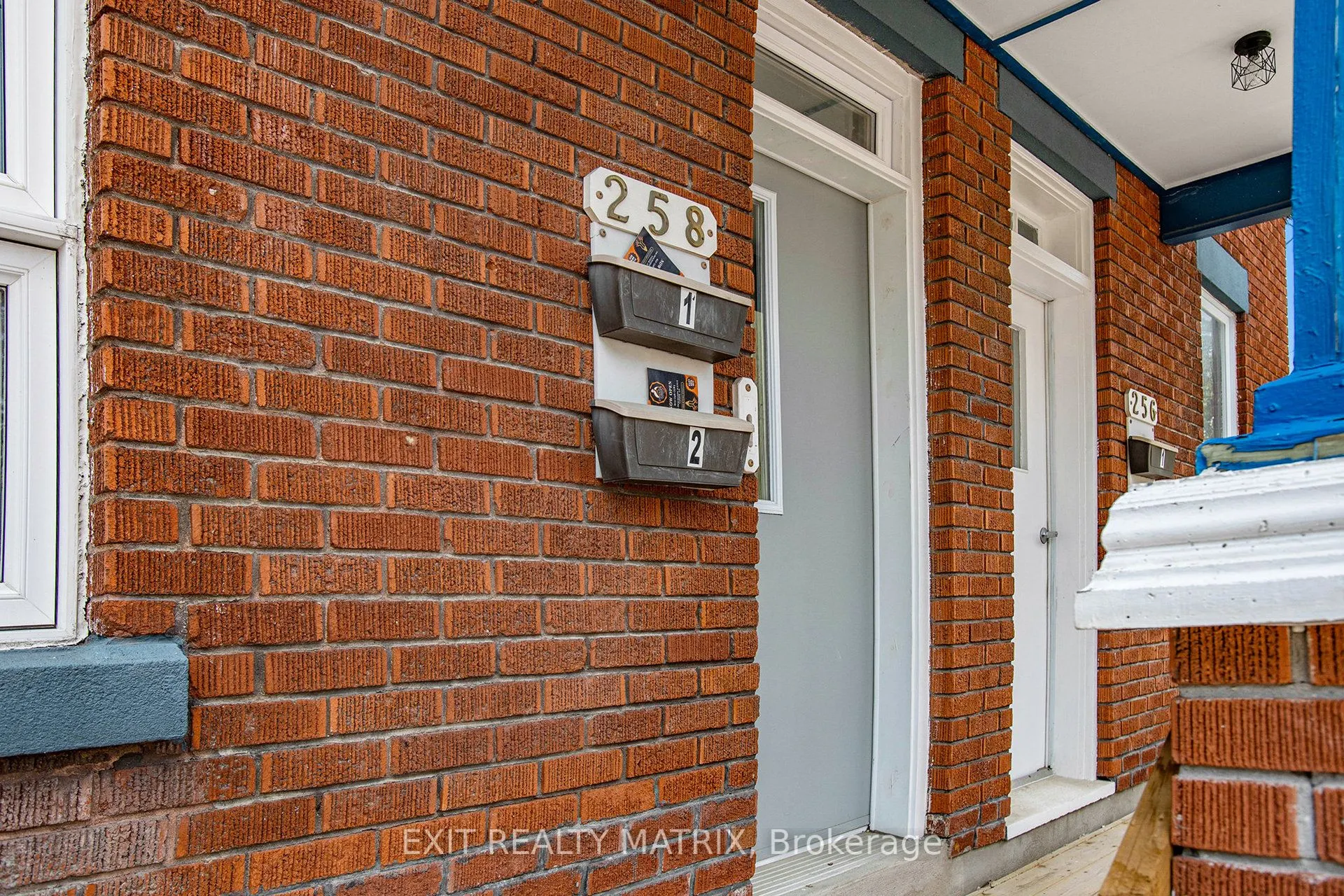 258 Park Street, #1