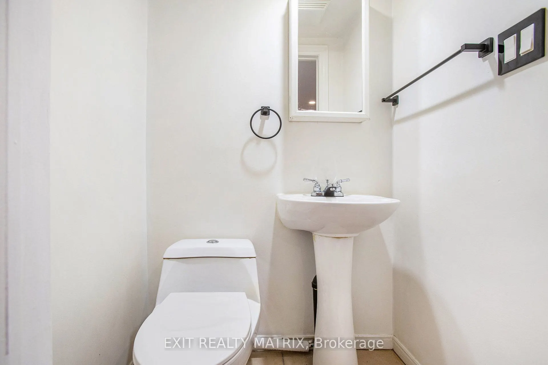 258 Park Street, #1