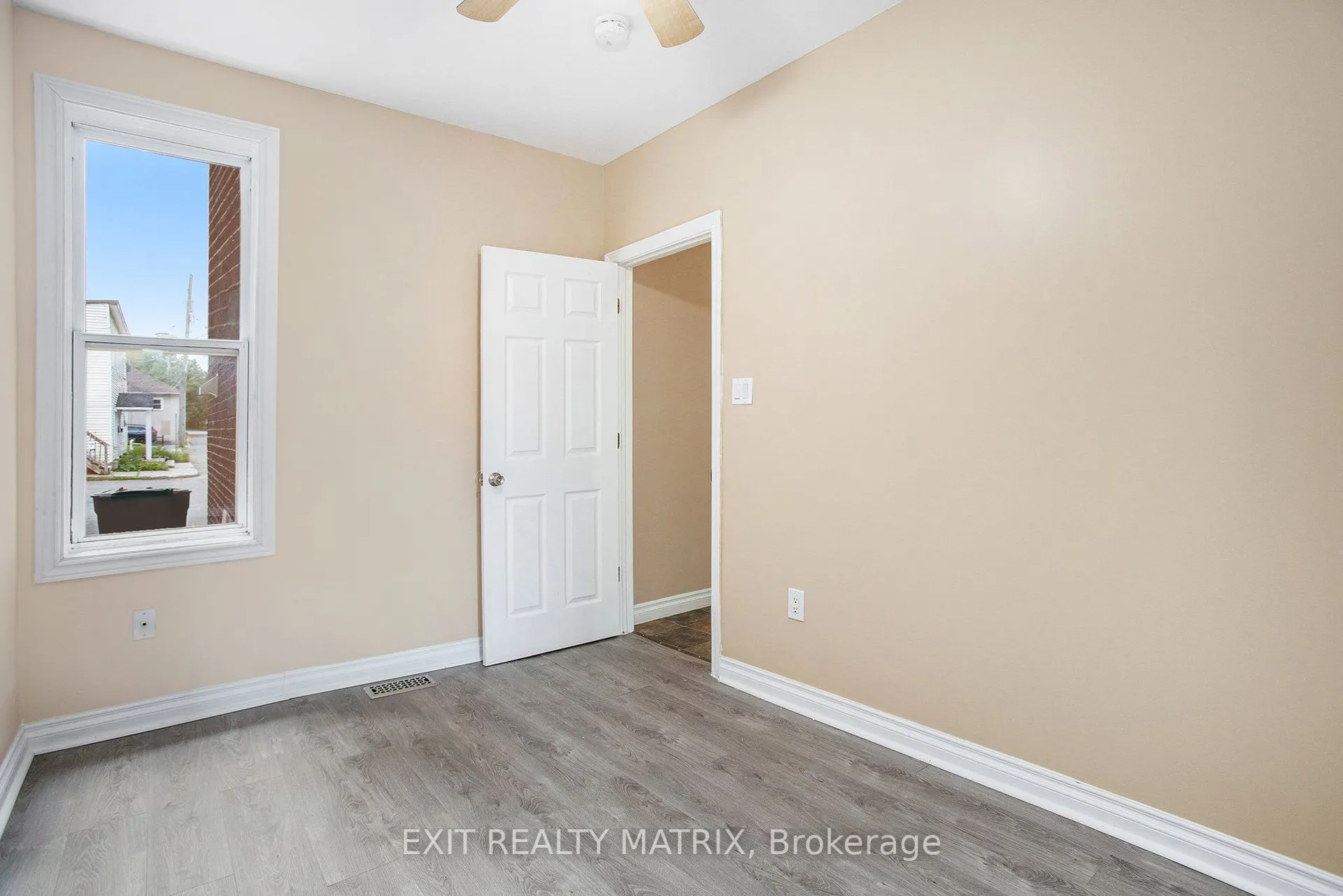 258 Park Street, #1