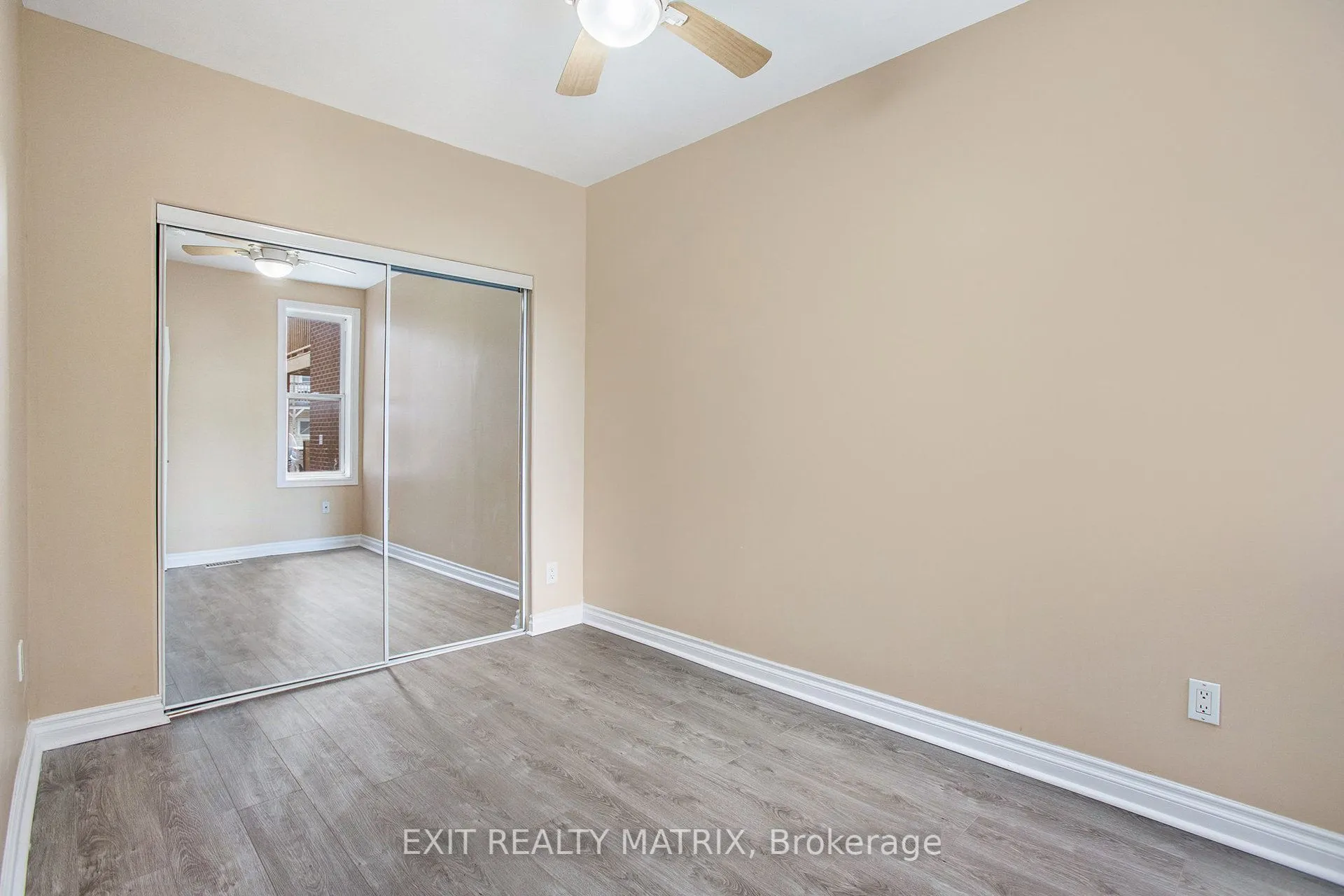 258 Park Street, #1