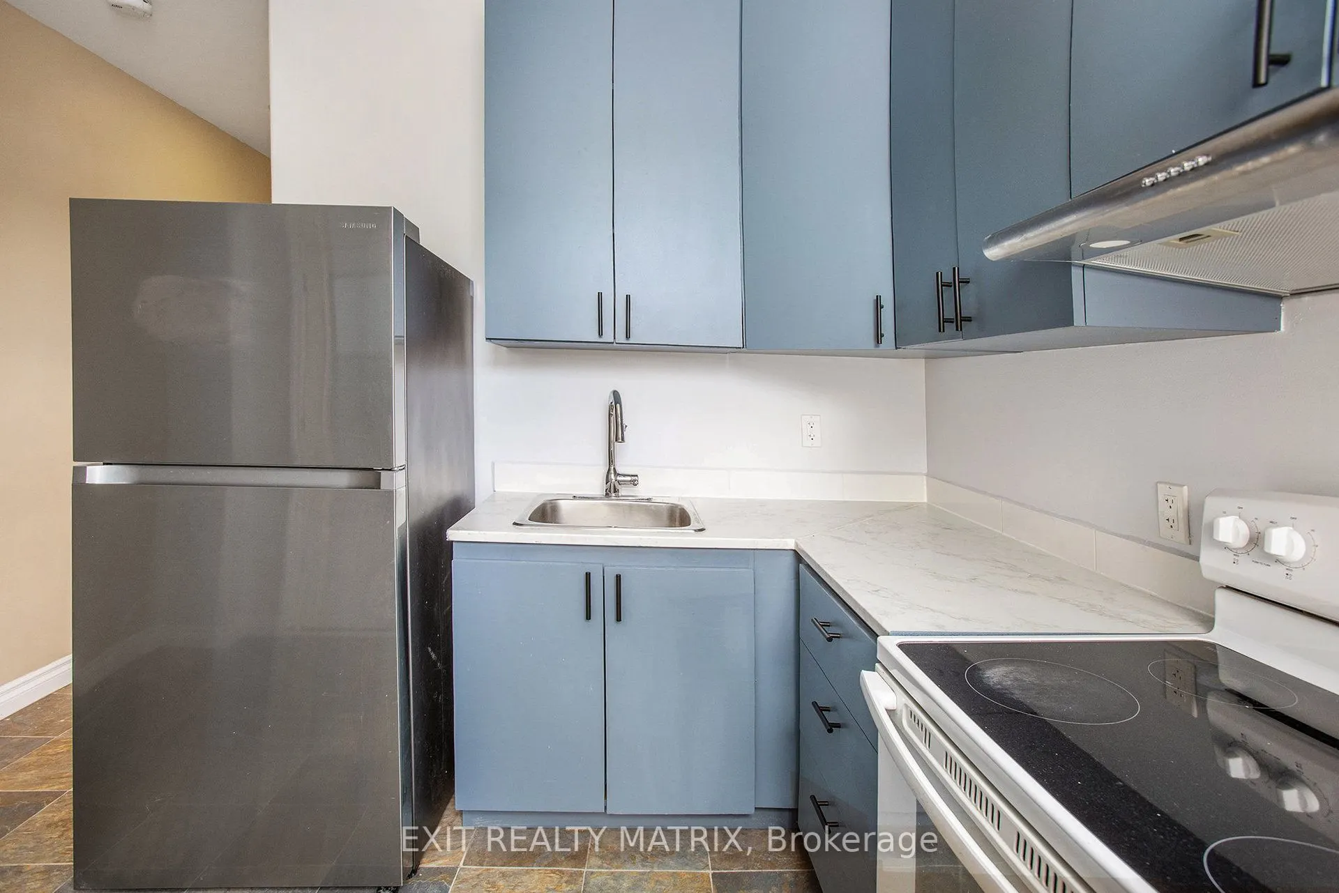 258 Park Street, #1