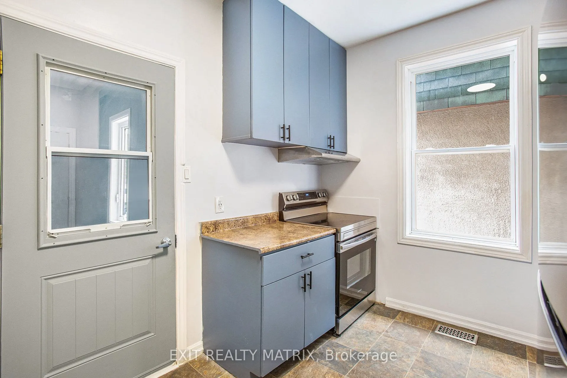 256 Park Street, #1