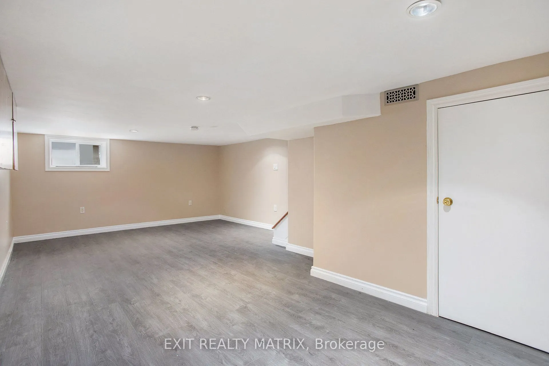 256 Park Street, #1