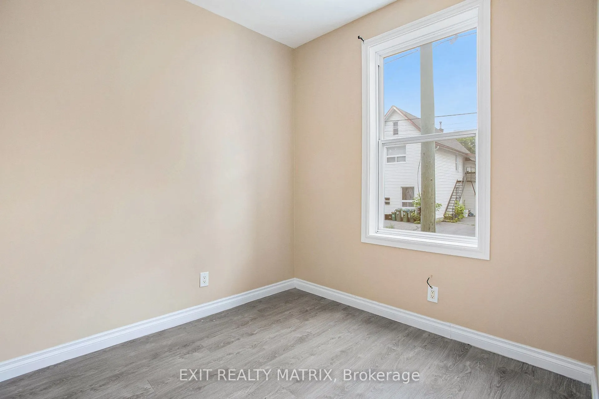256 Park Street, #1