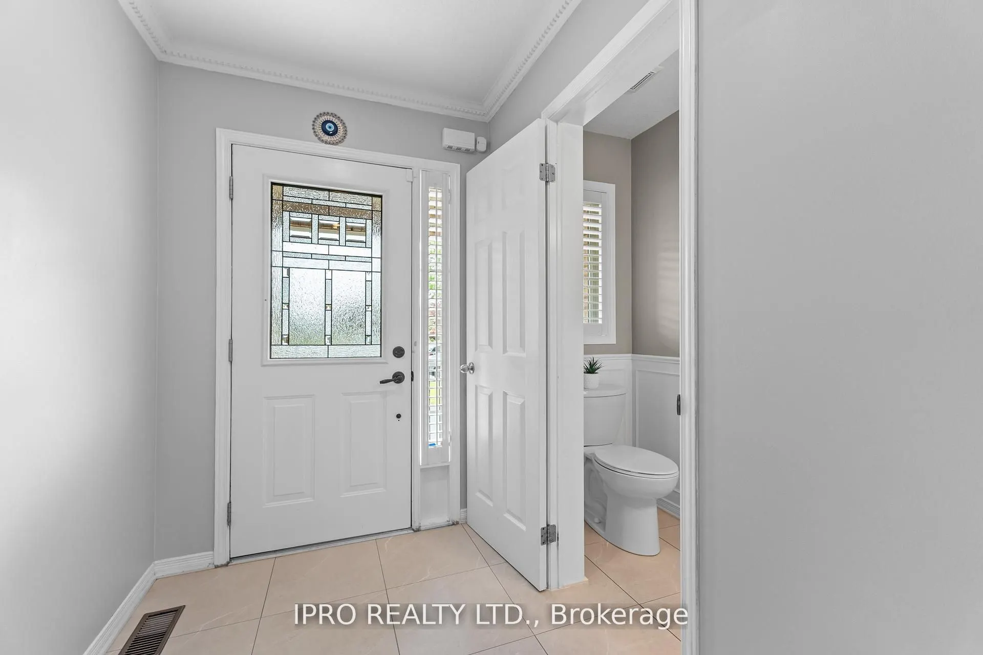 42 Meadow Wood Crescent