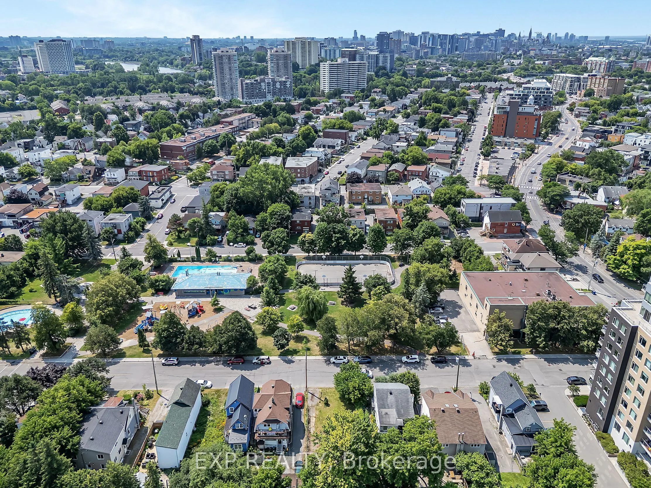 29 Marquette Avenue