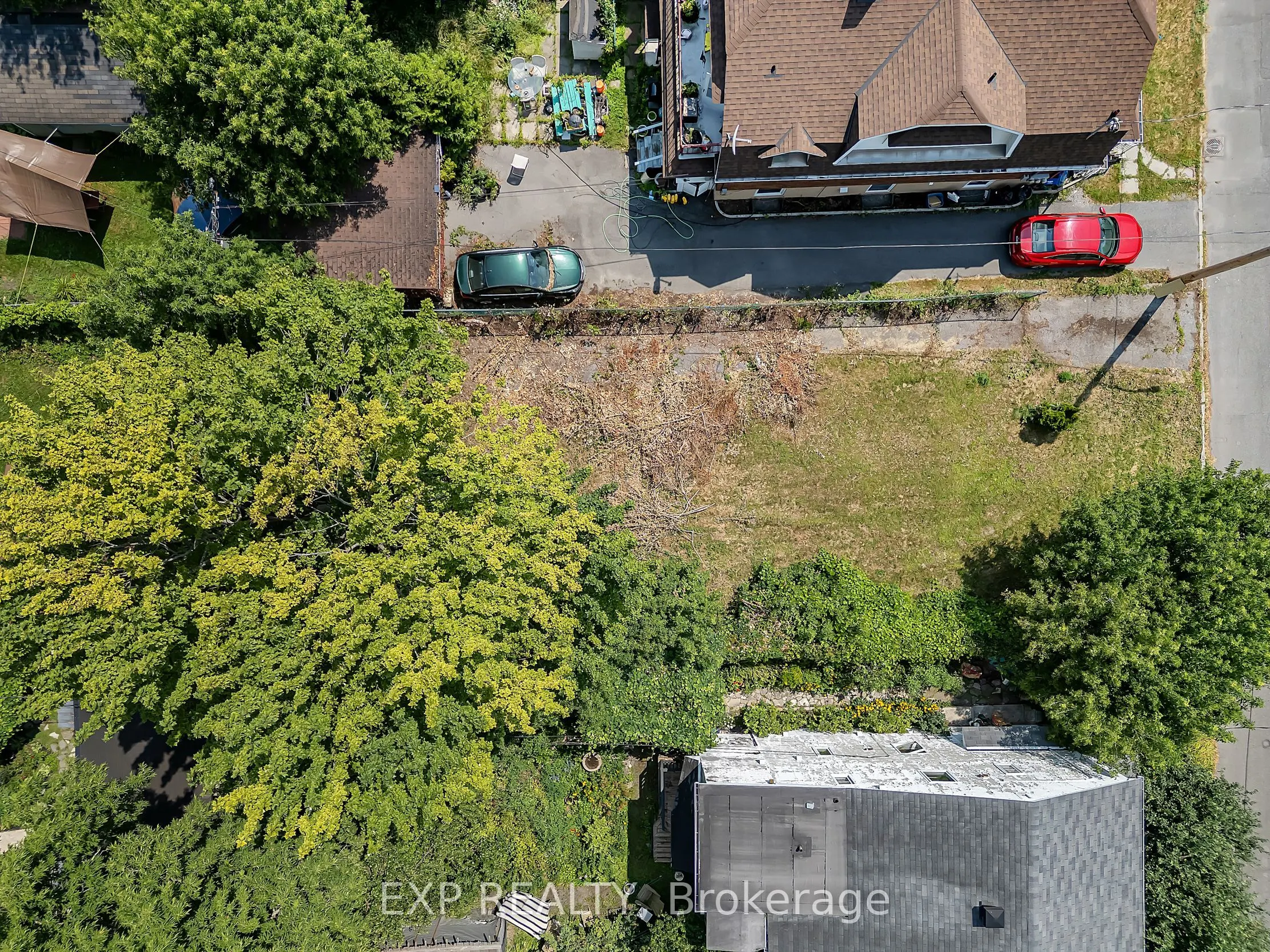 29 Marquette Avenue
