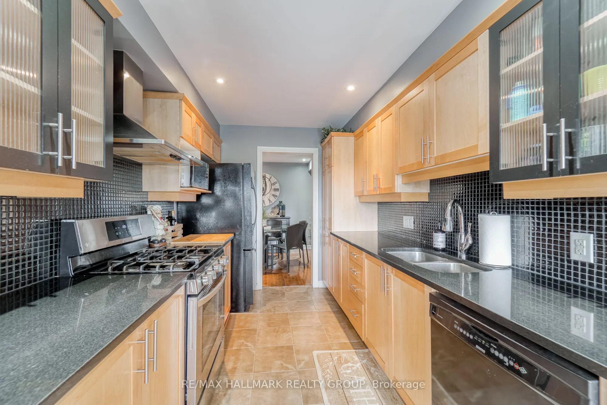 228 Eye Bright Crescent