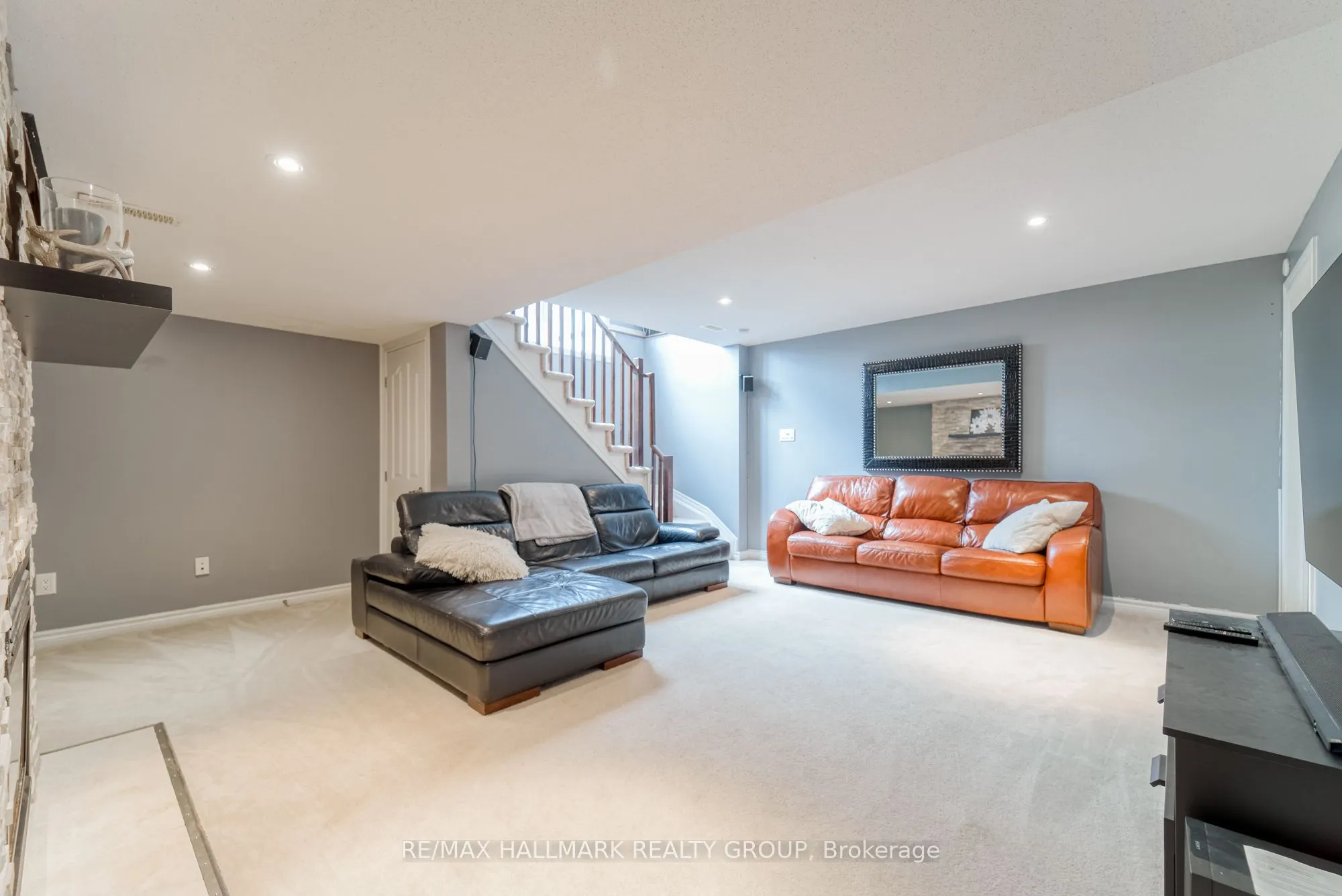 228 Eye Bright Crescent
