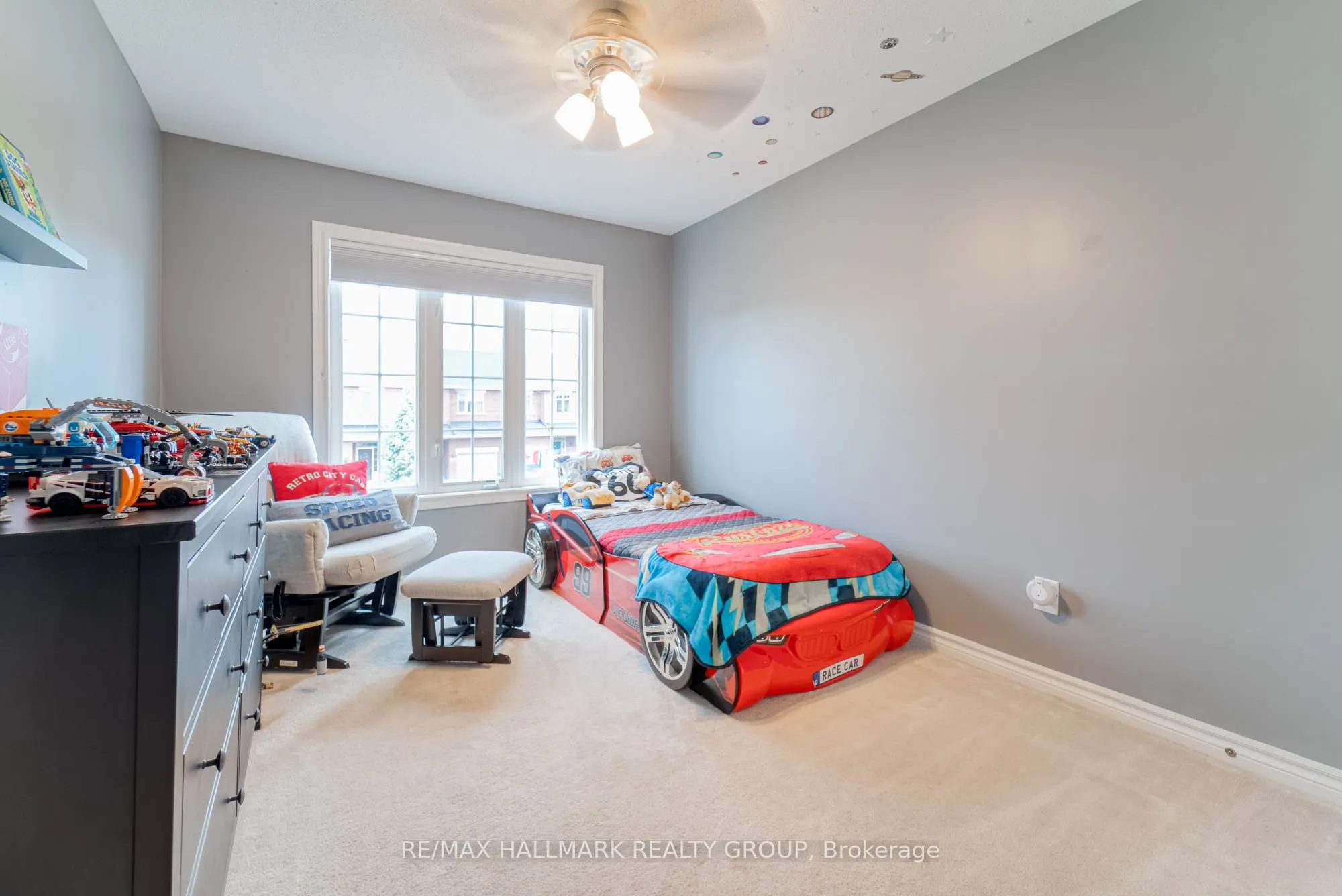 228 Eye Bright Crescent