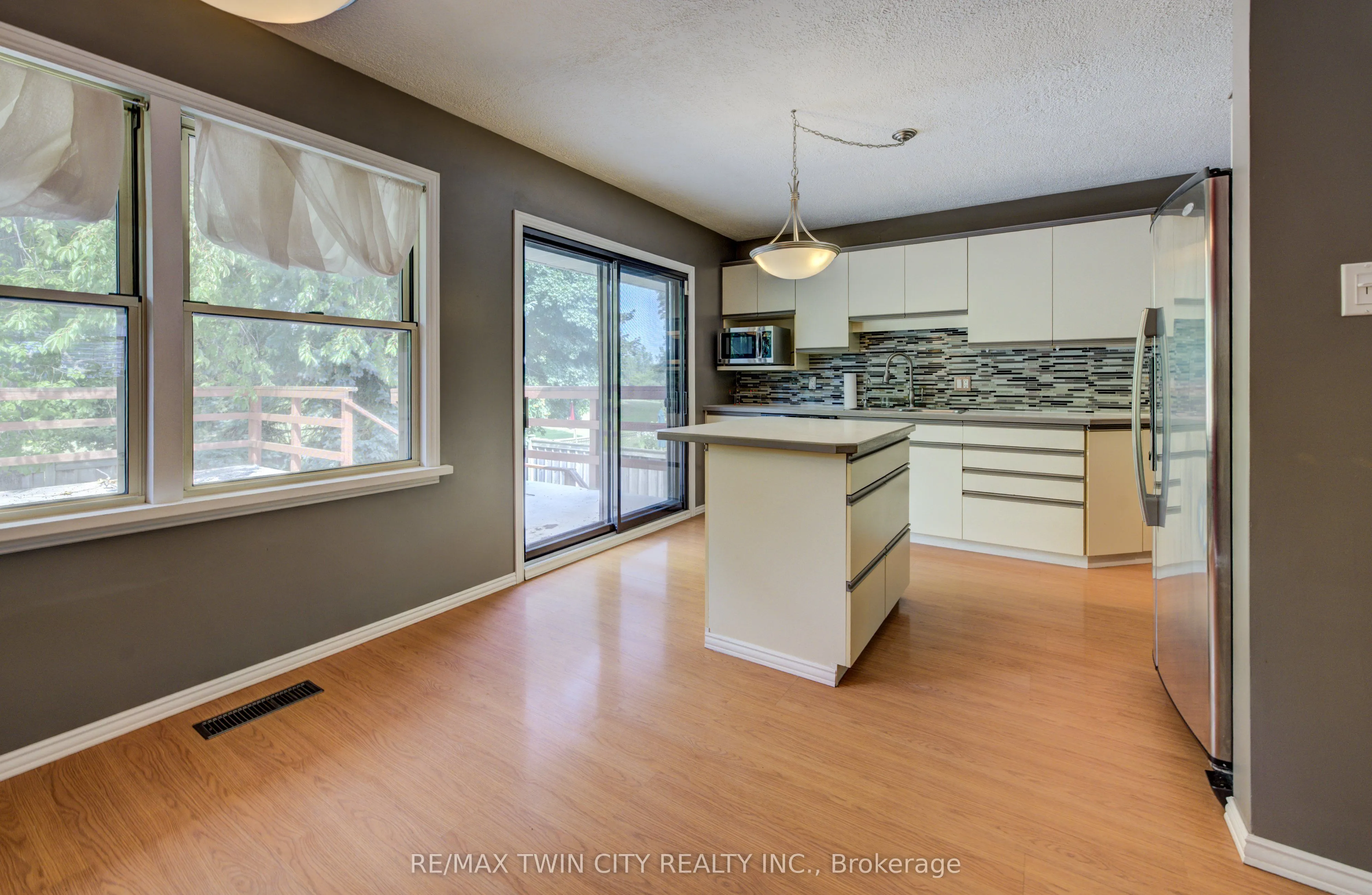 74 Lakeside Drive
