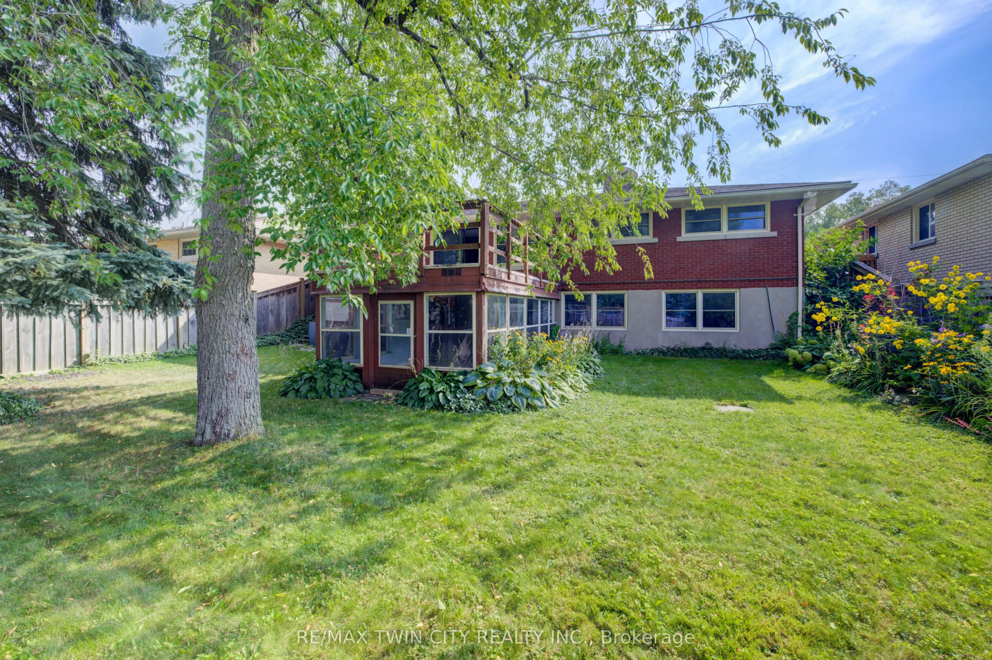 74 Lakeside Drive