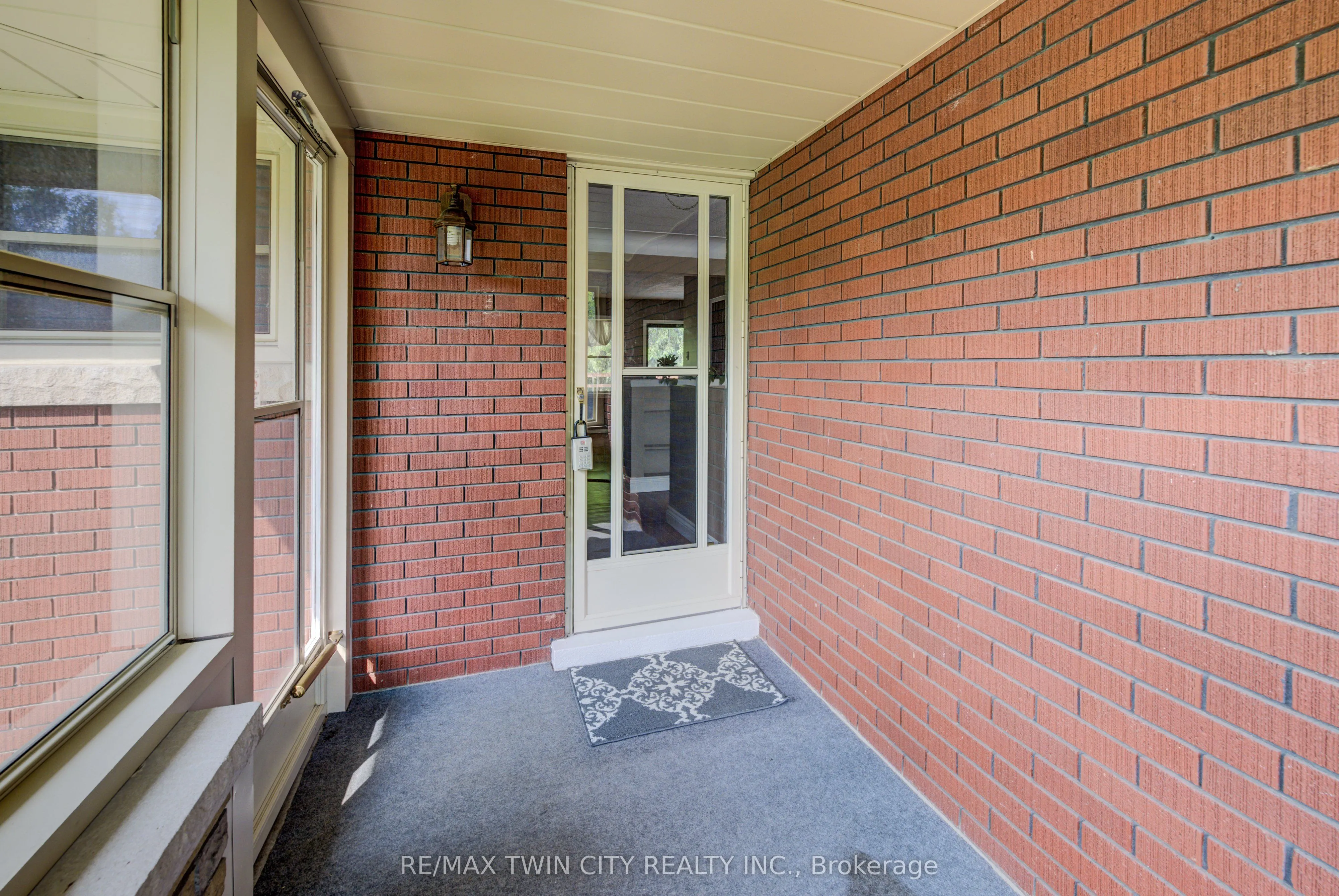 74 Lakeside Drive