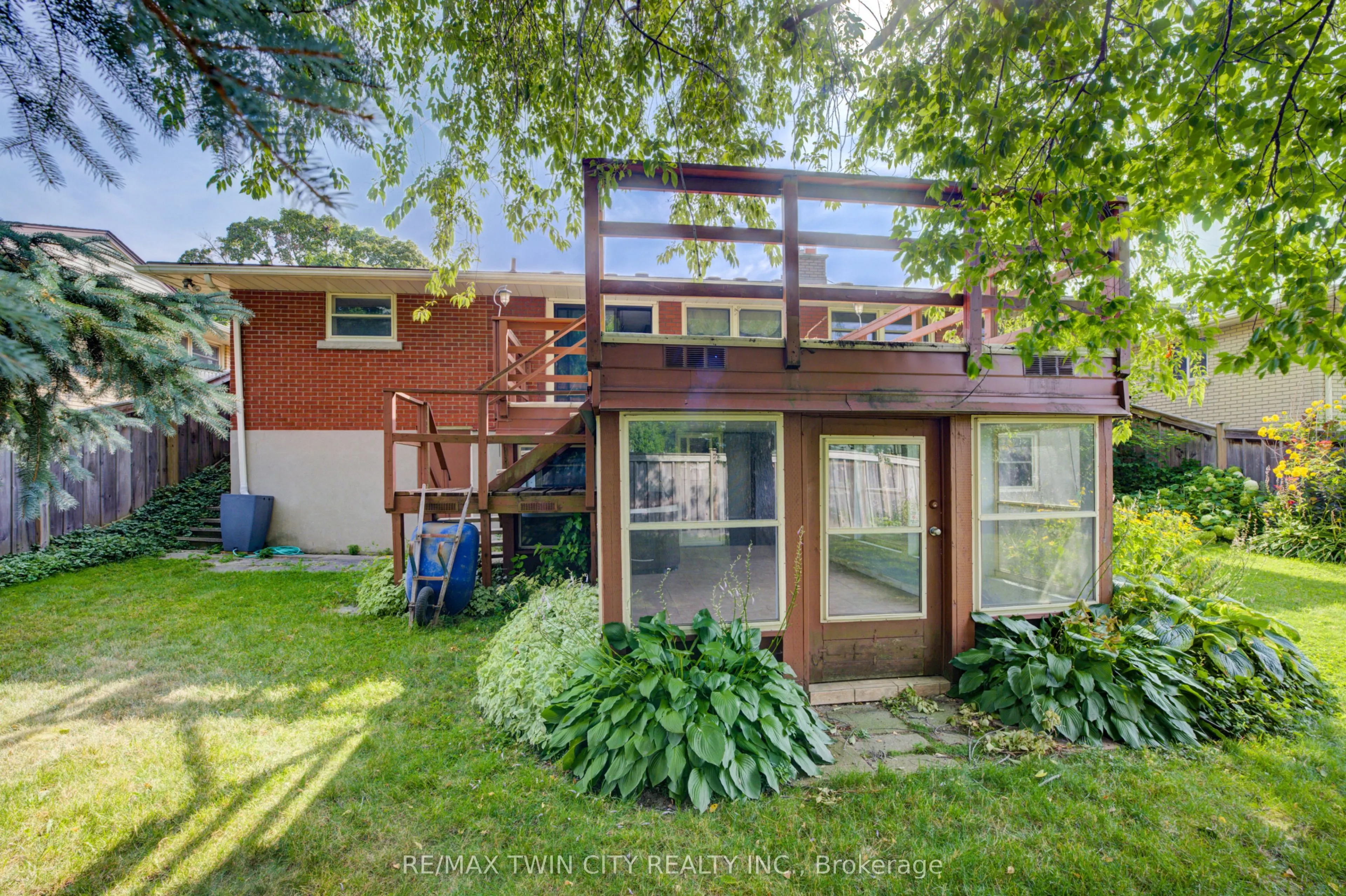 74 Lakeside Drive