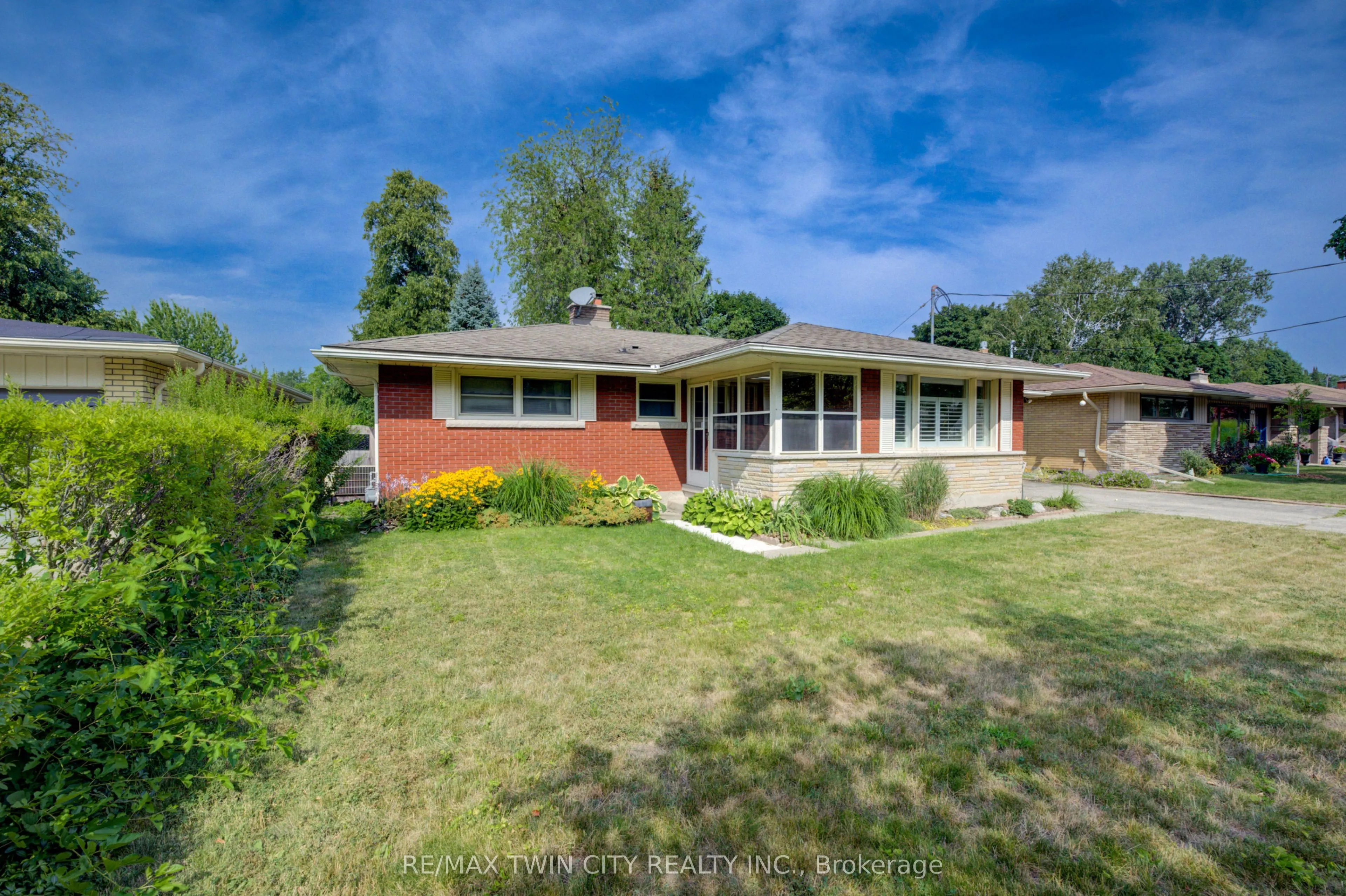 74 Lakeside Drive