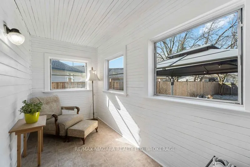 22 Bertram Street