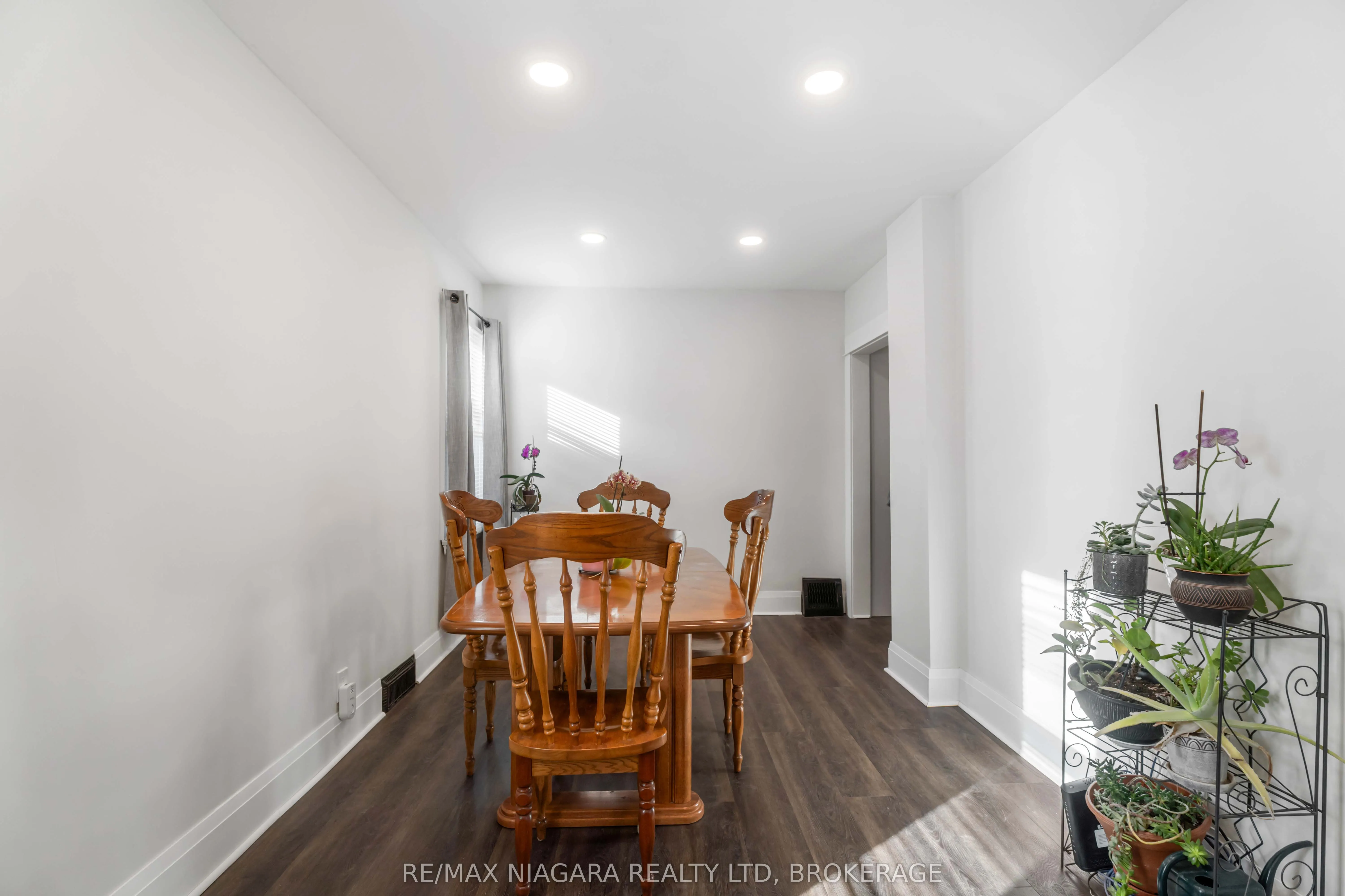 22 Bertram Street