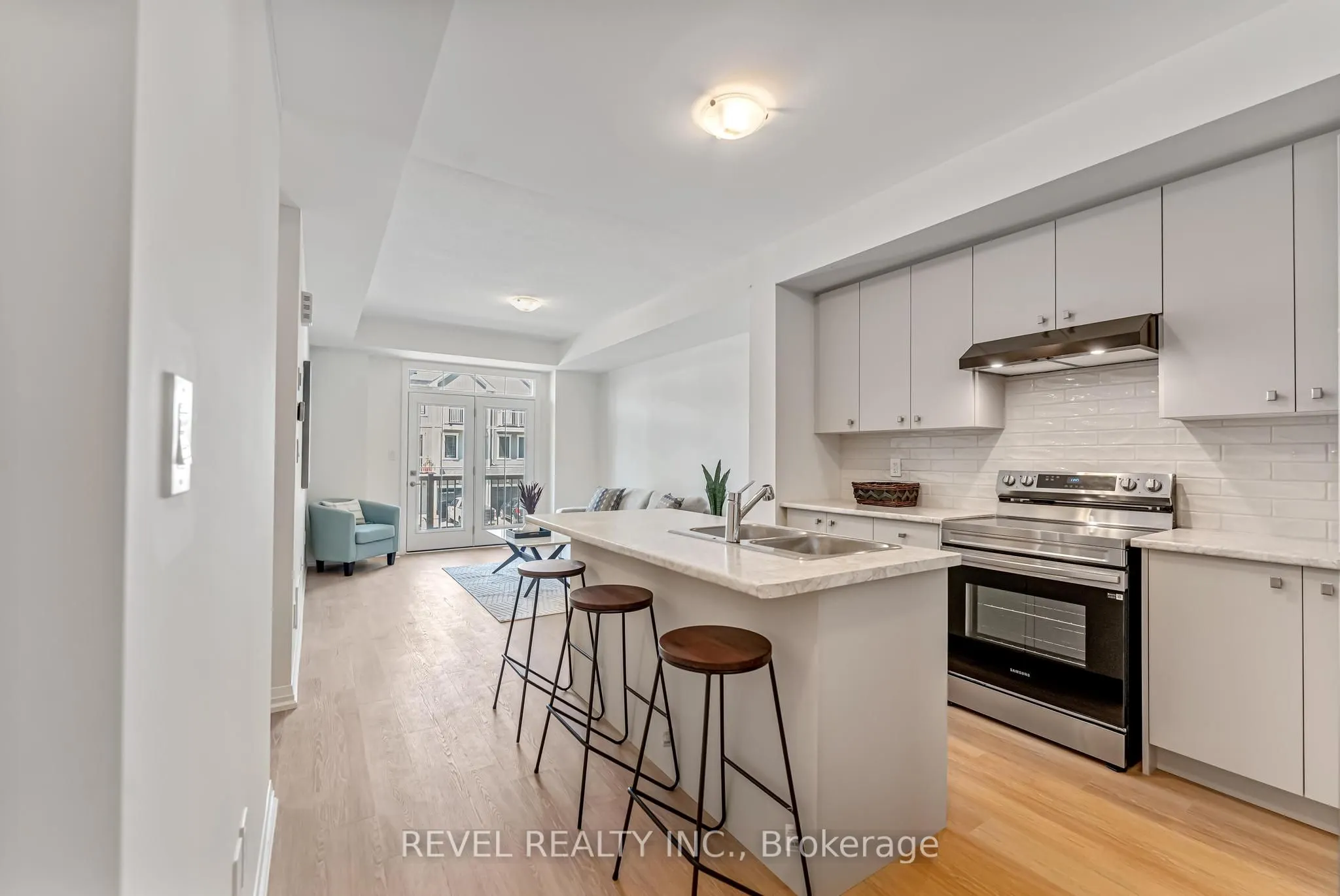 17 St Lawrence Road