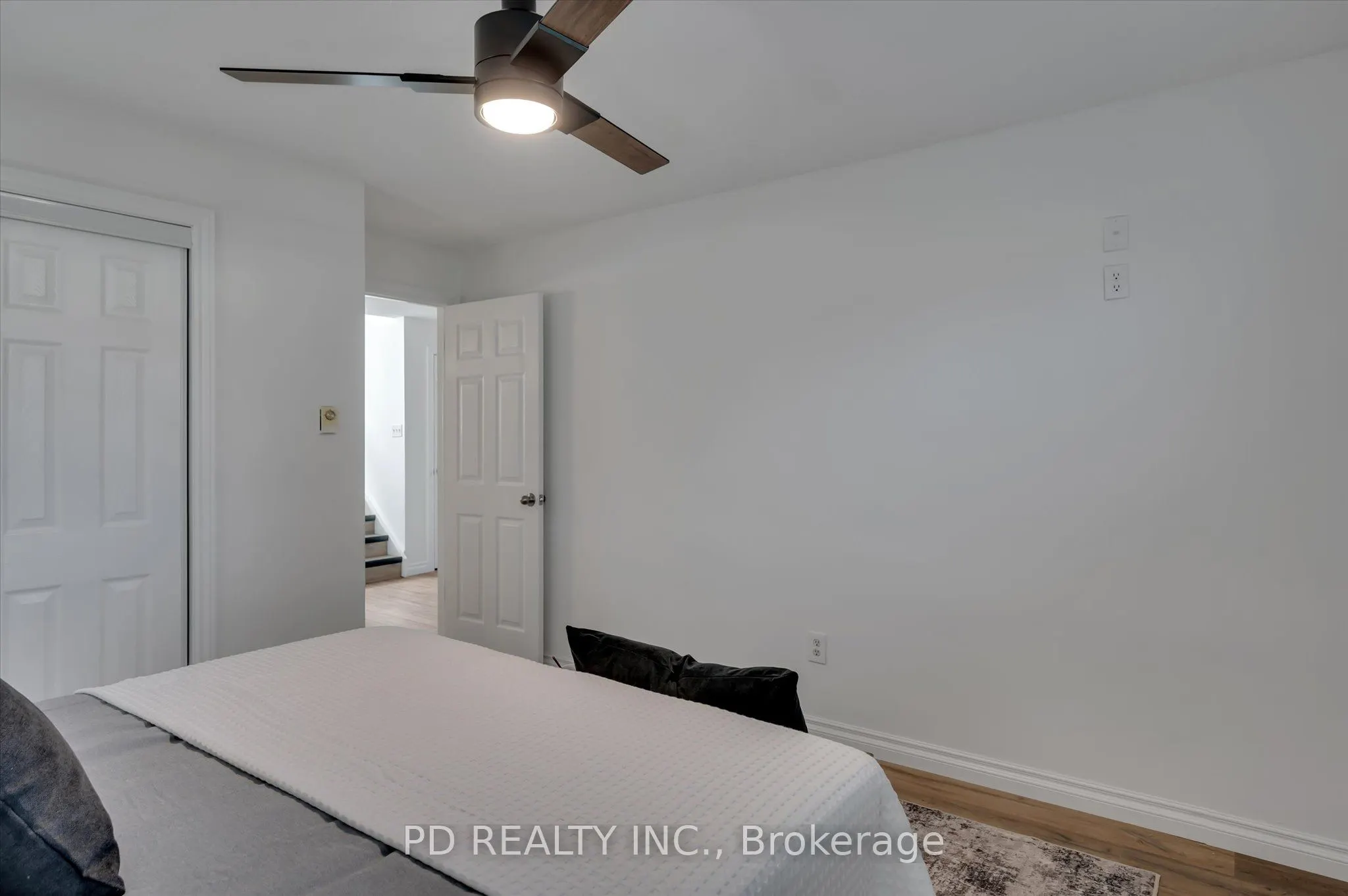 102 Rita Crescent, #C