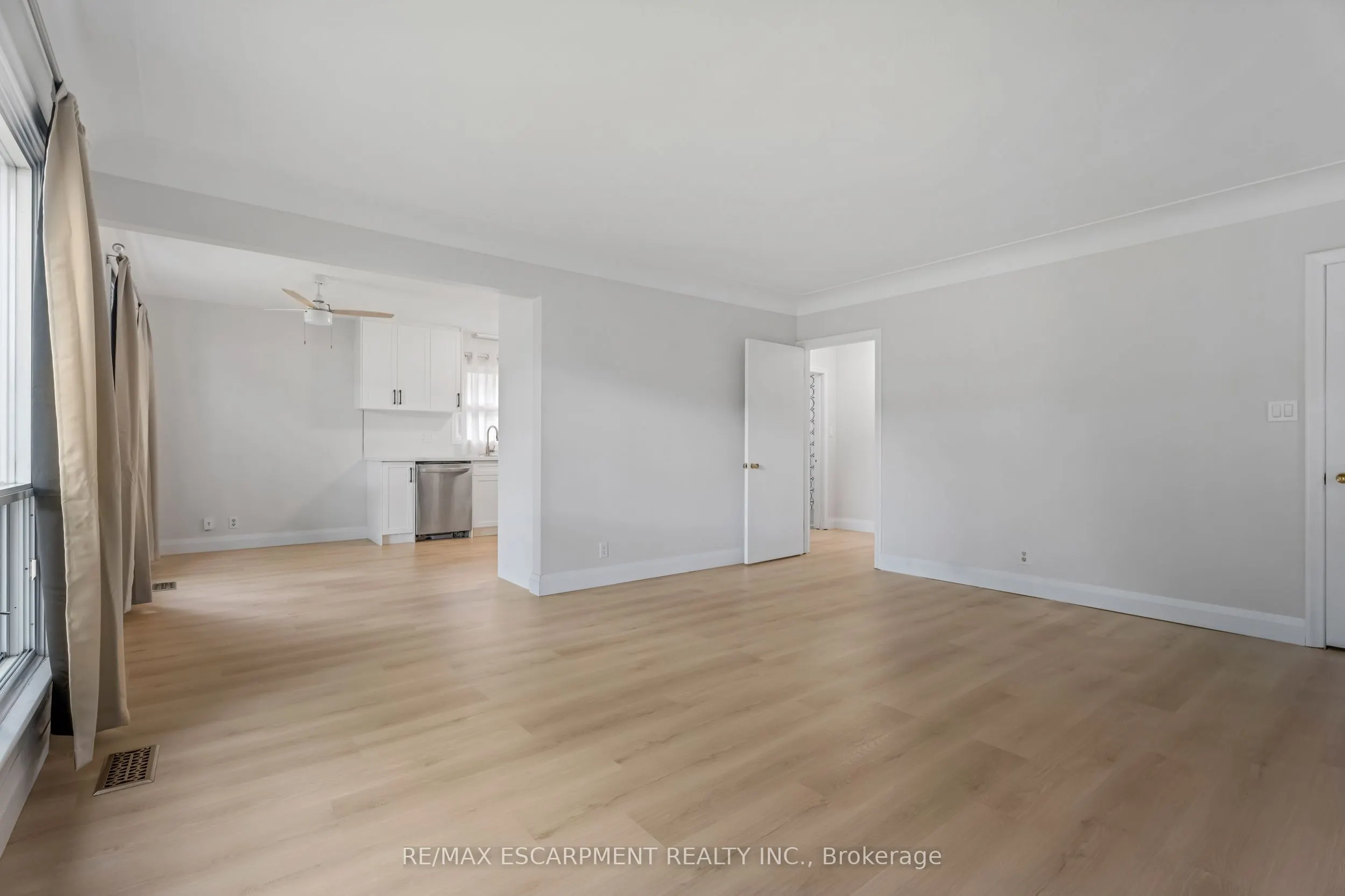 165 WEST 27TH Street
