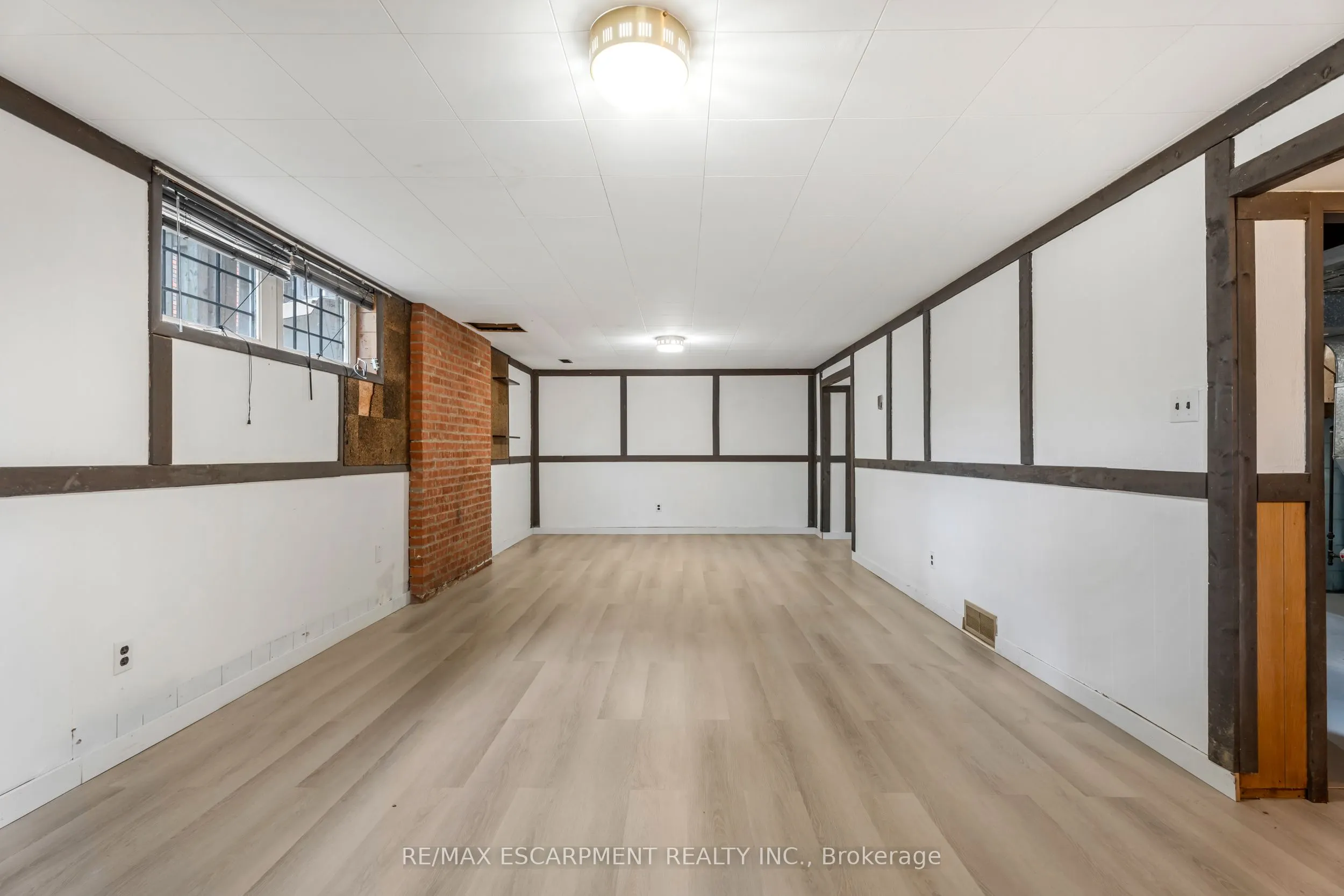 165 WEST 27TH Street