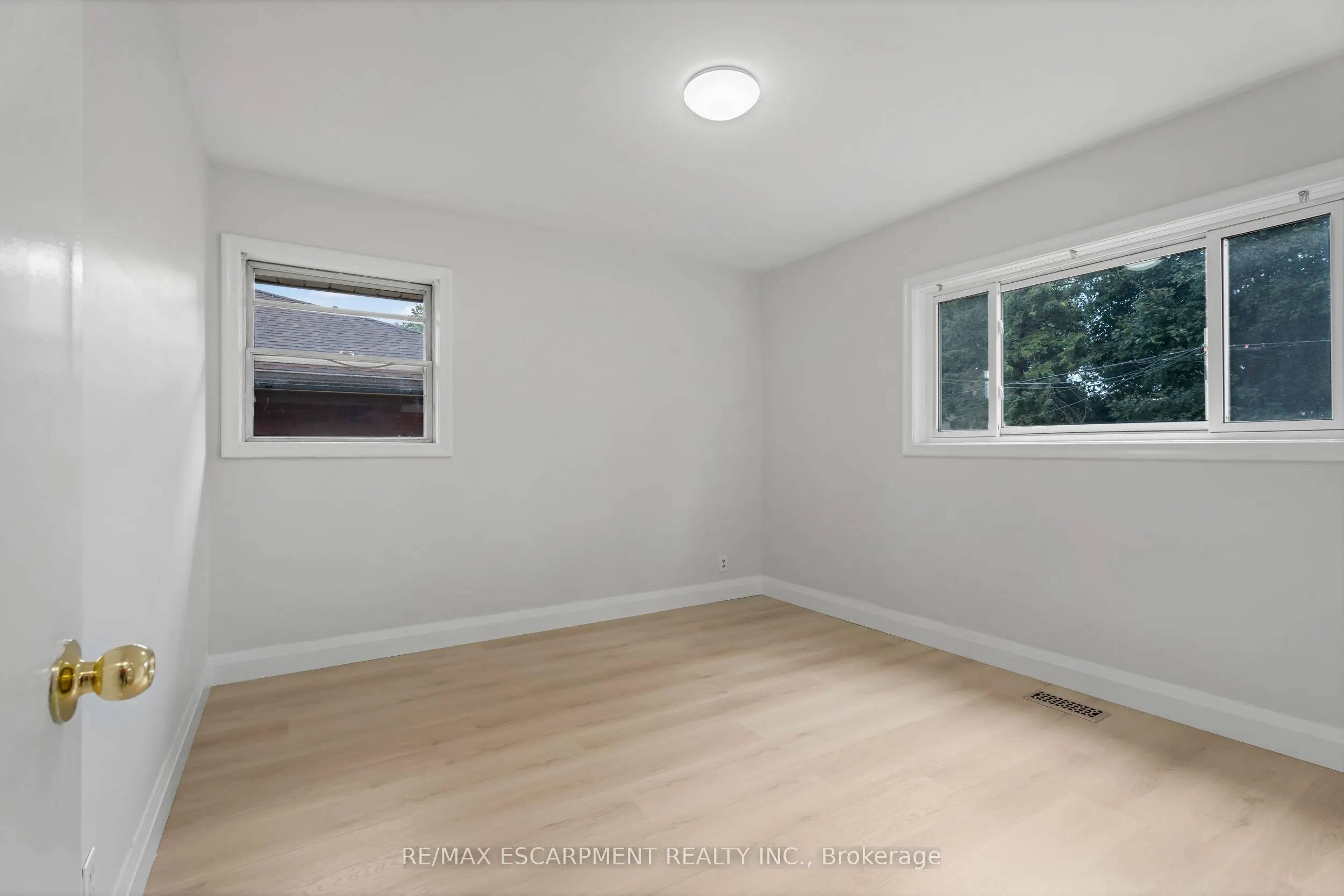 165 WEST 27TH Street