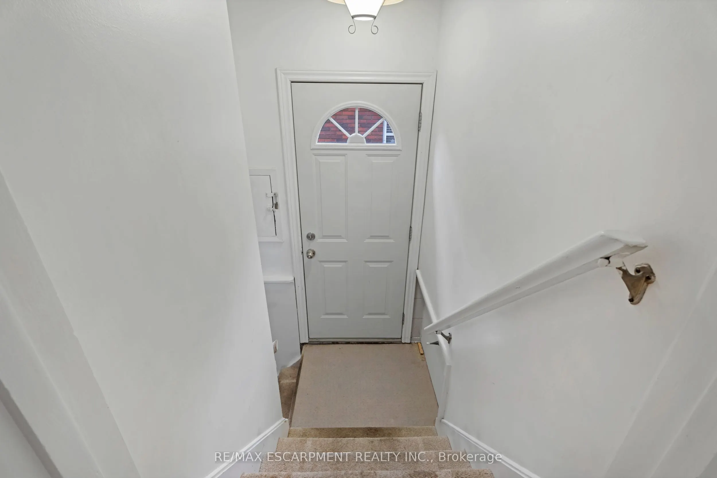 165 WEST 27TH Street