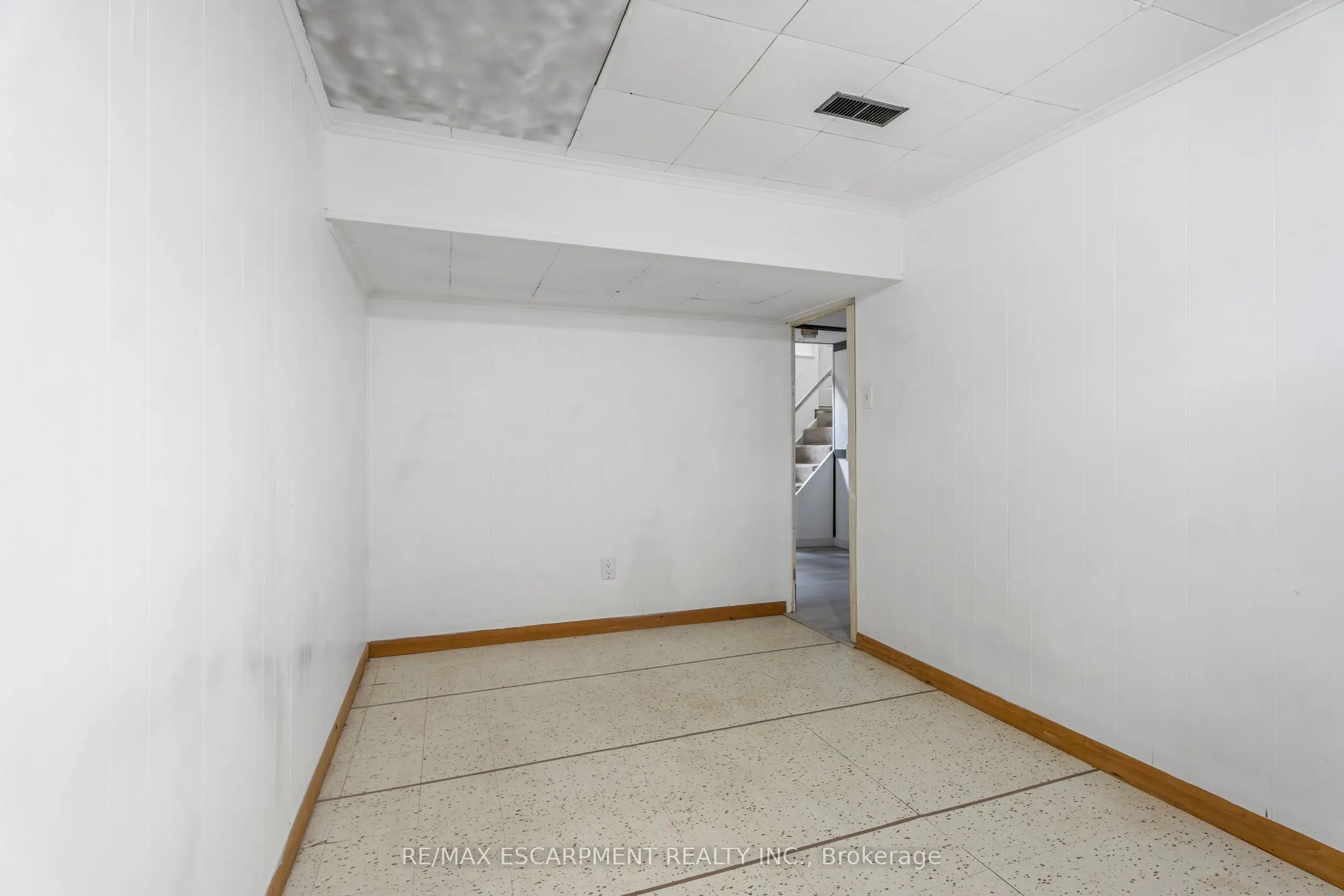 165 WEST 27TH Street