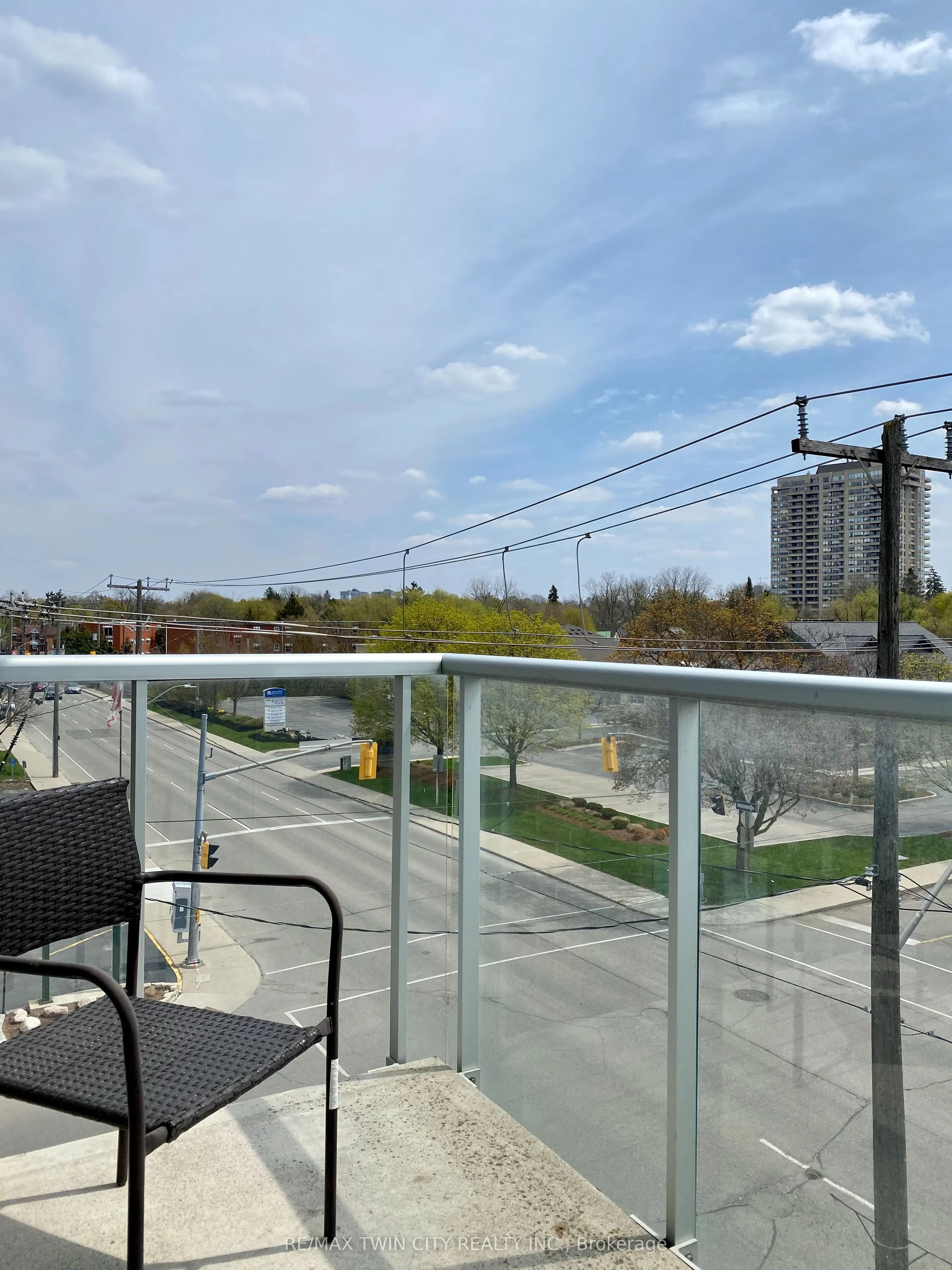 42 Bridgeport Road E, #309