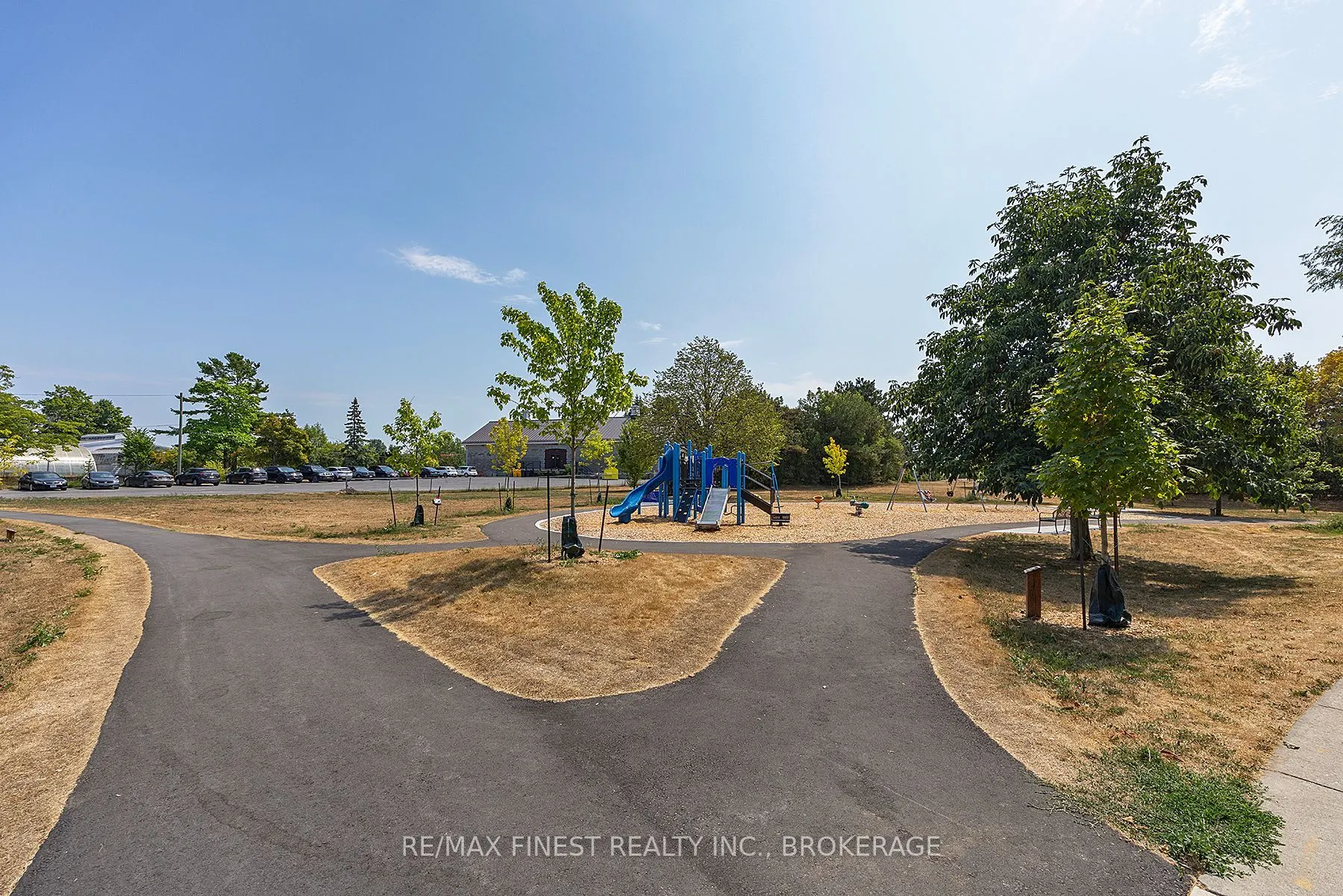 5 MICHAEL GRASS Crescent