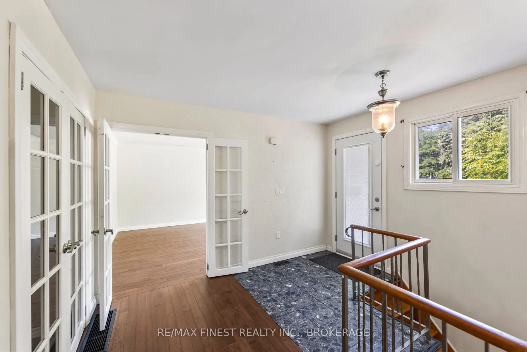 5 MICHAEL GRASS Crescent