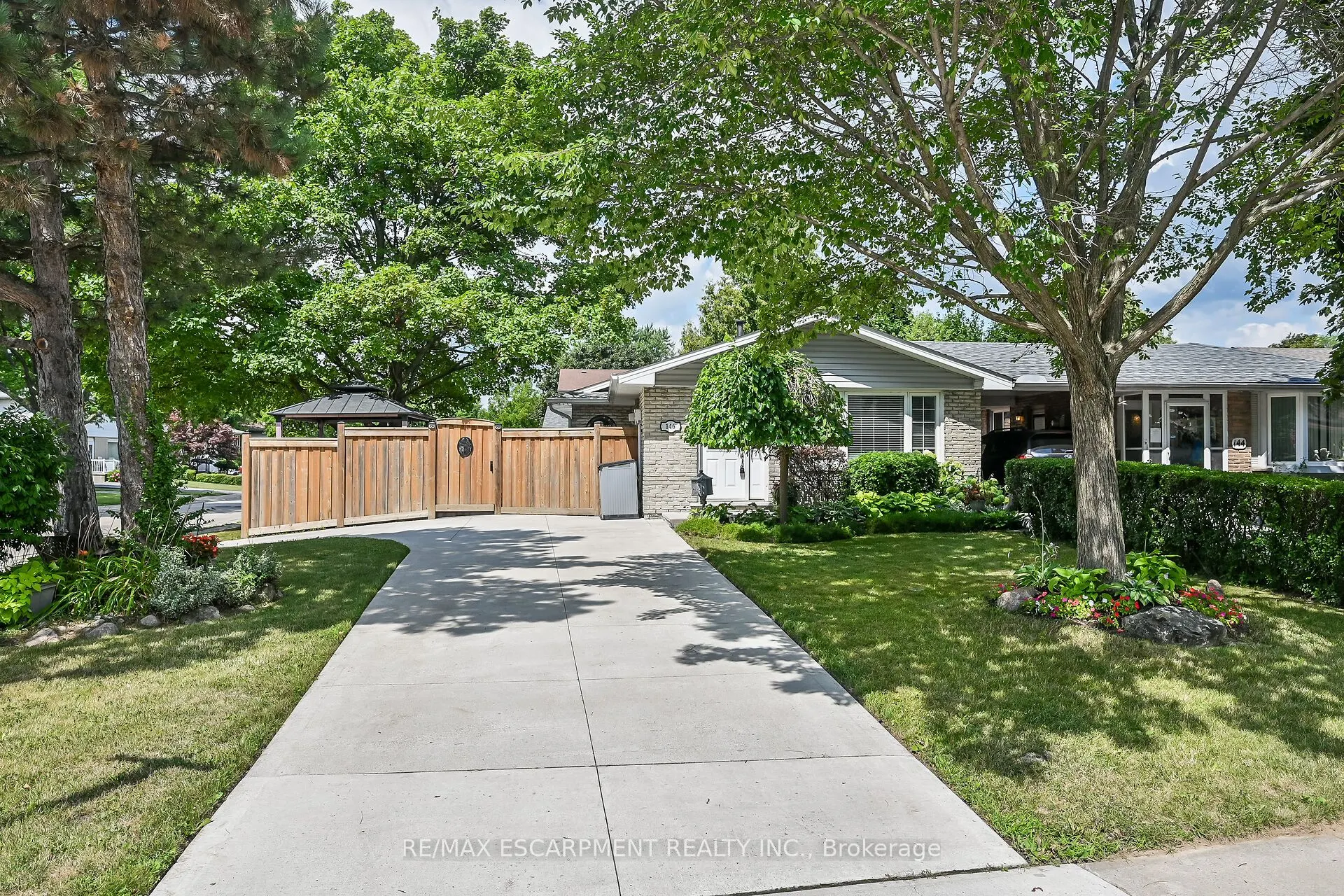 146 FIONA Crescent