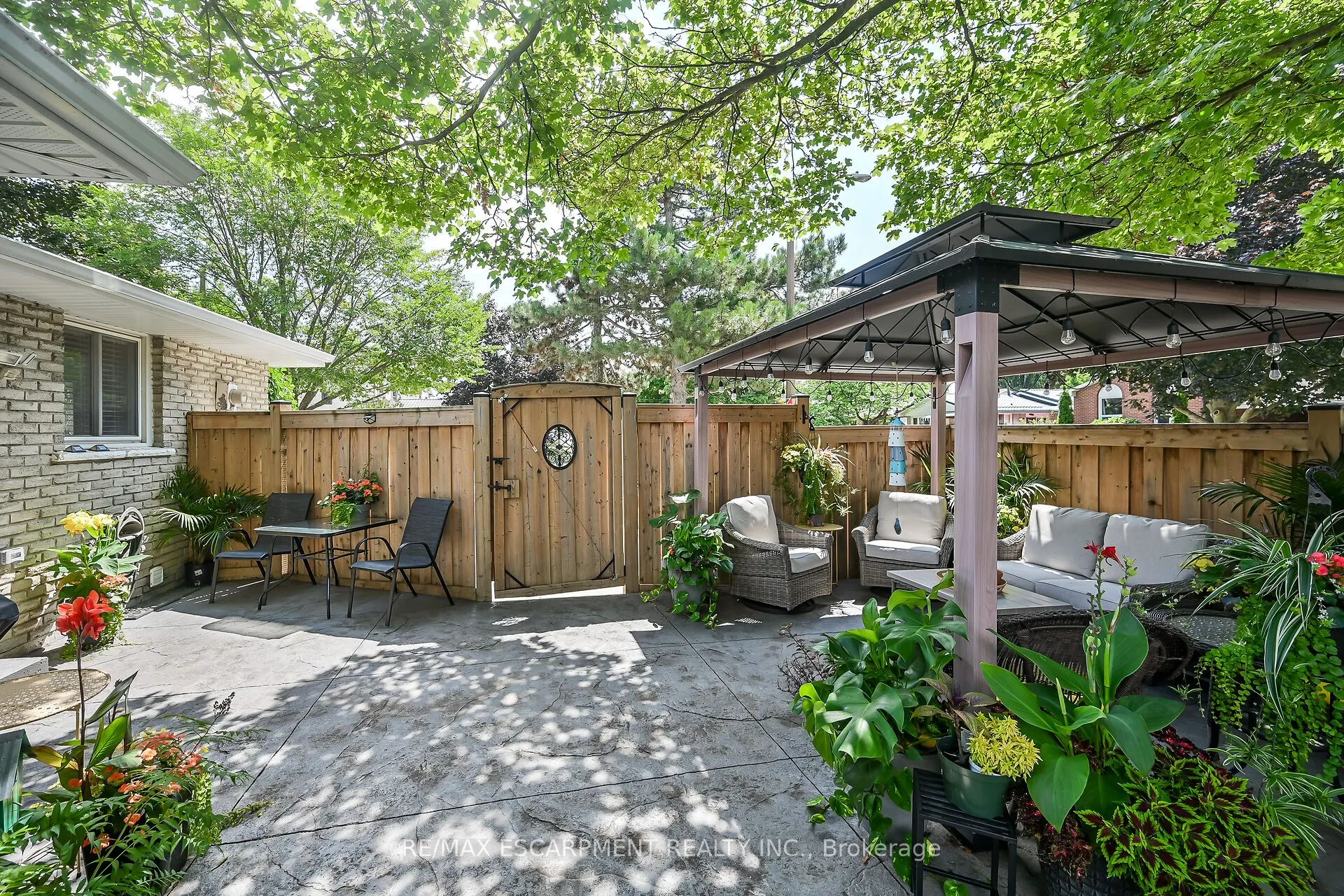 146 FIONA Crescent